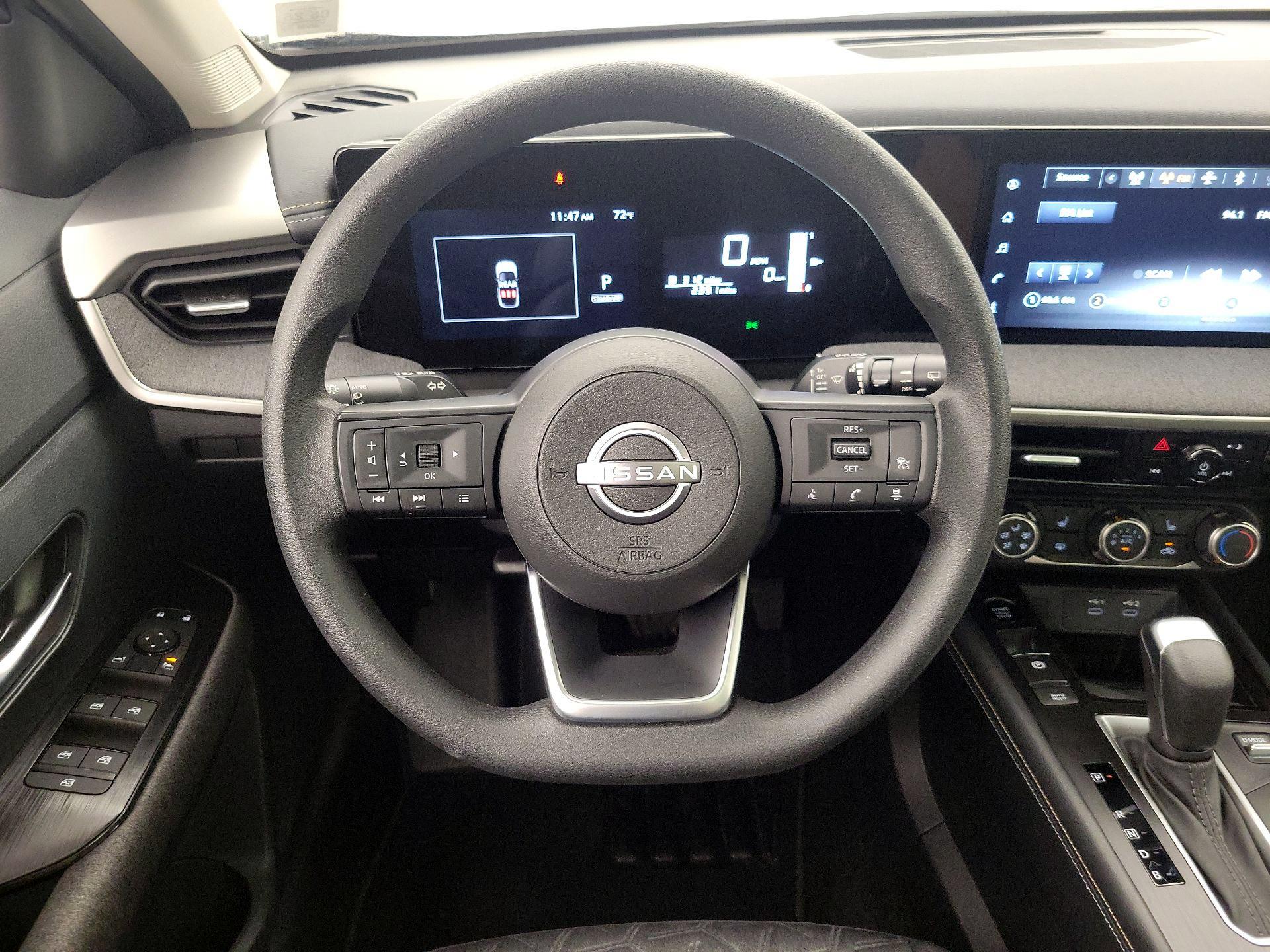 Thumbnail: 2025 Nissan Kicks - 10