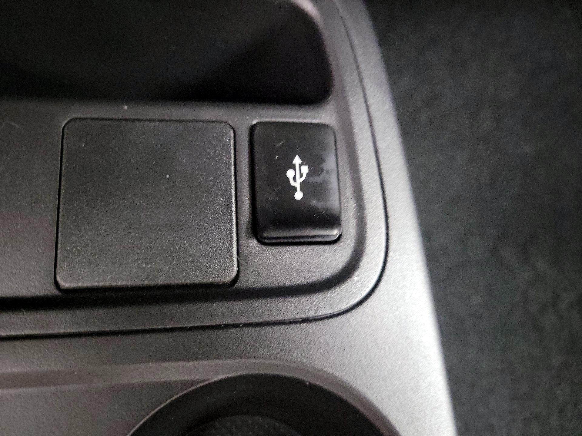 Thumbnail: 2019 Mitsubishi Mirage G4 - 18