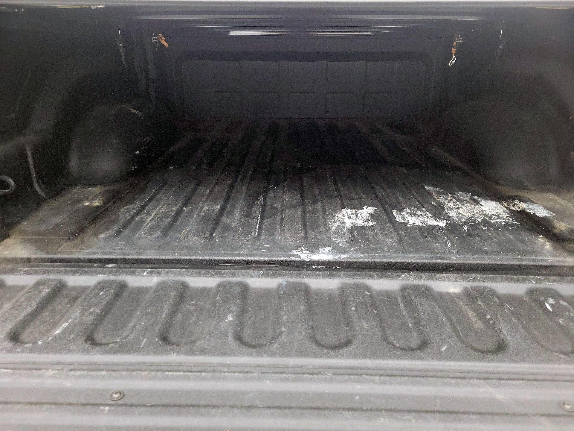 Thumbnail: 2019 RAM 1500 Classic - 20