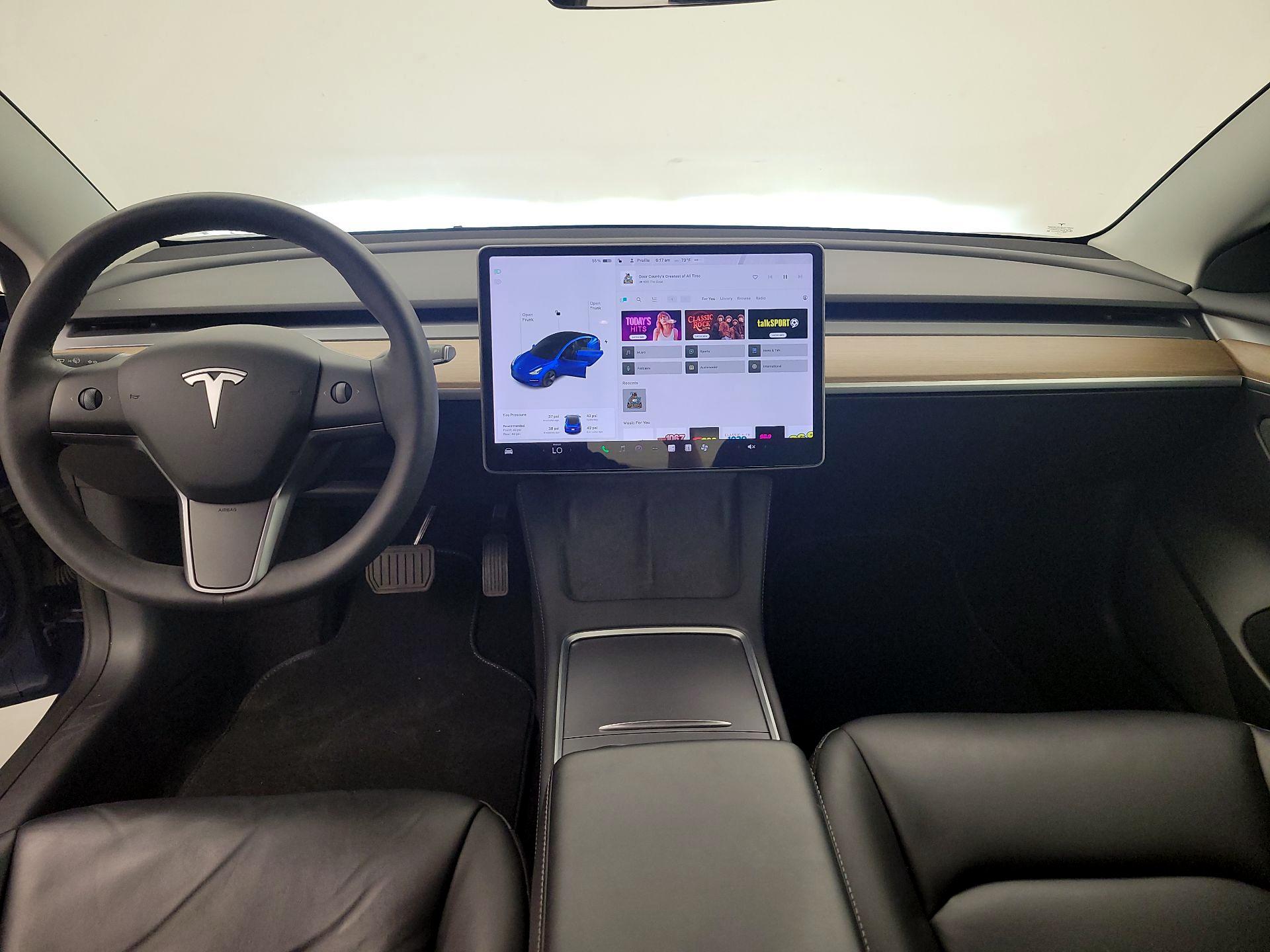 Thumbnail: 2022 Tesla Model 3 - 9