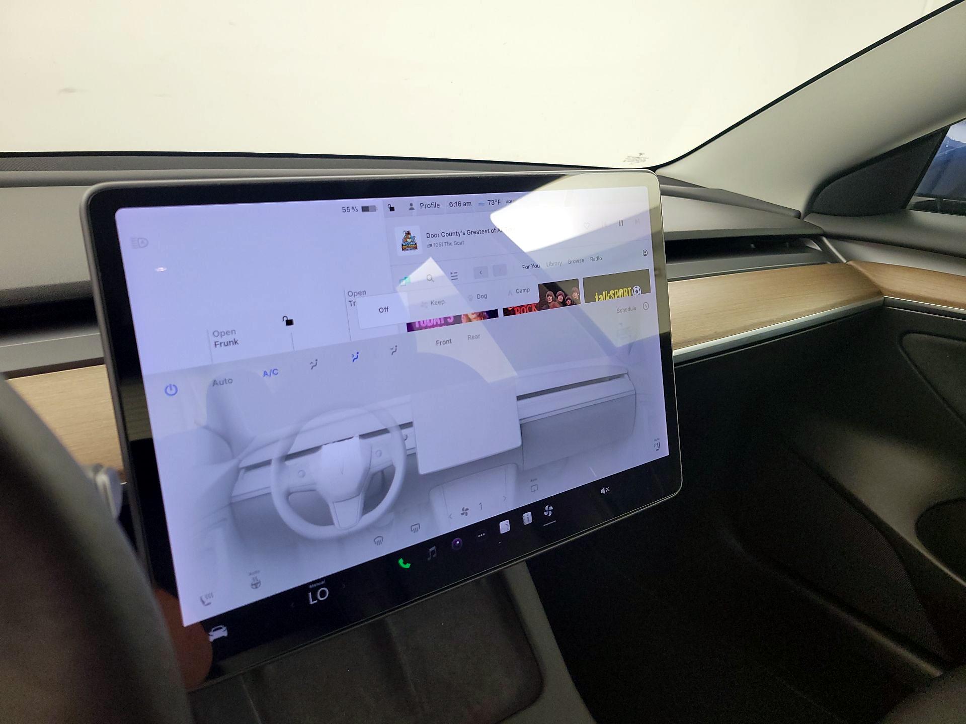 Thumbnail: 2022 Tesla Model 3 - 15