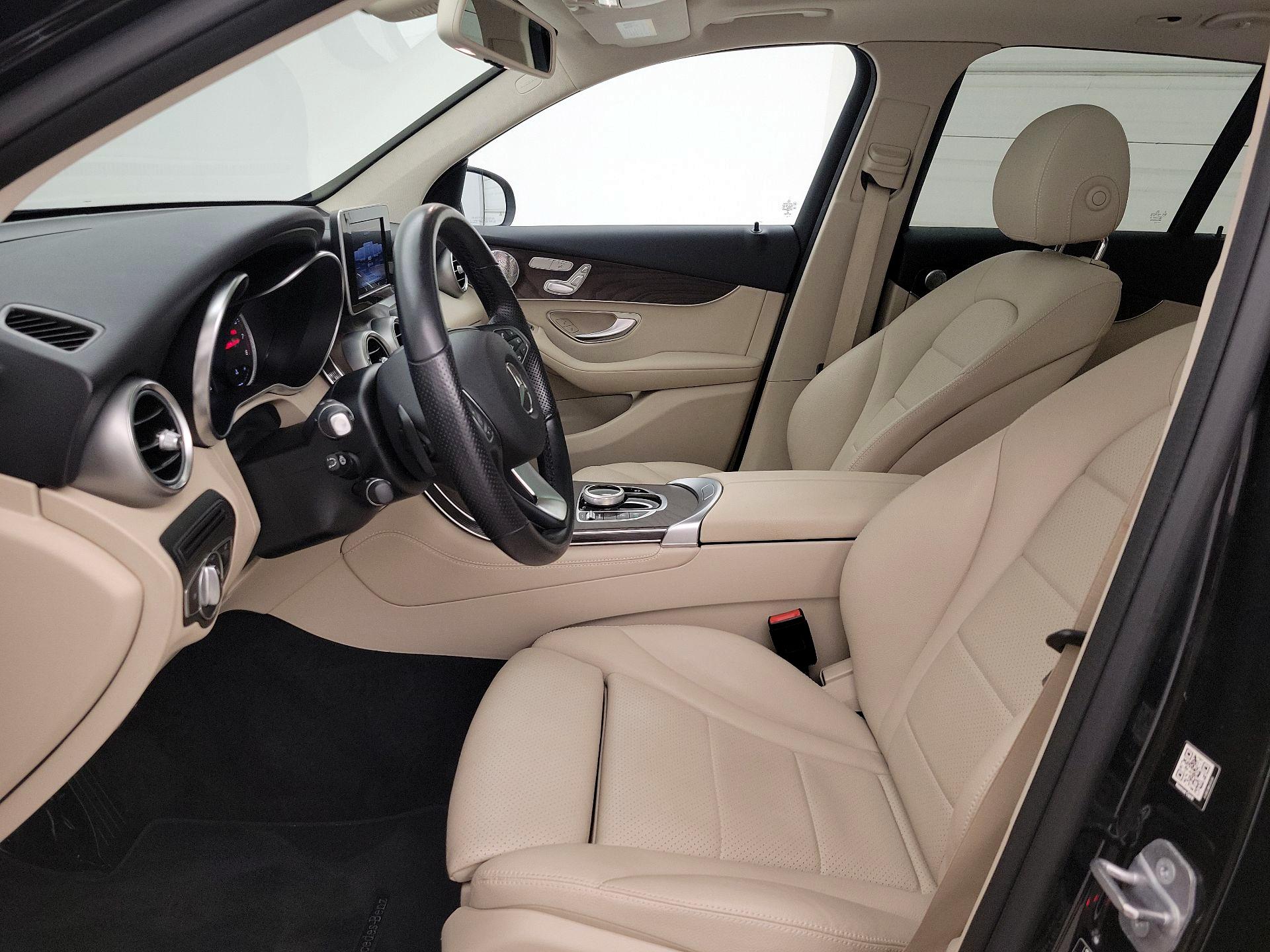 Thumbnail: 2019 Mercedes-Benz GLC - 11