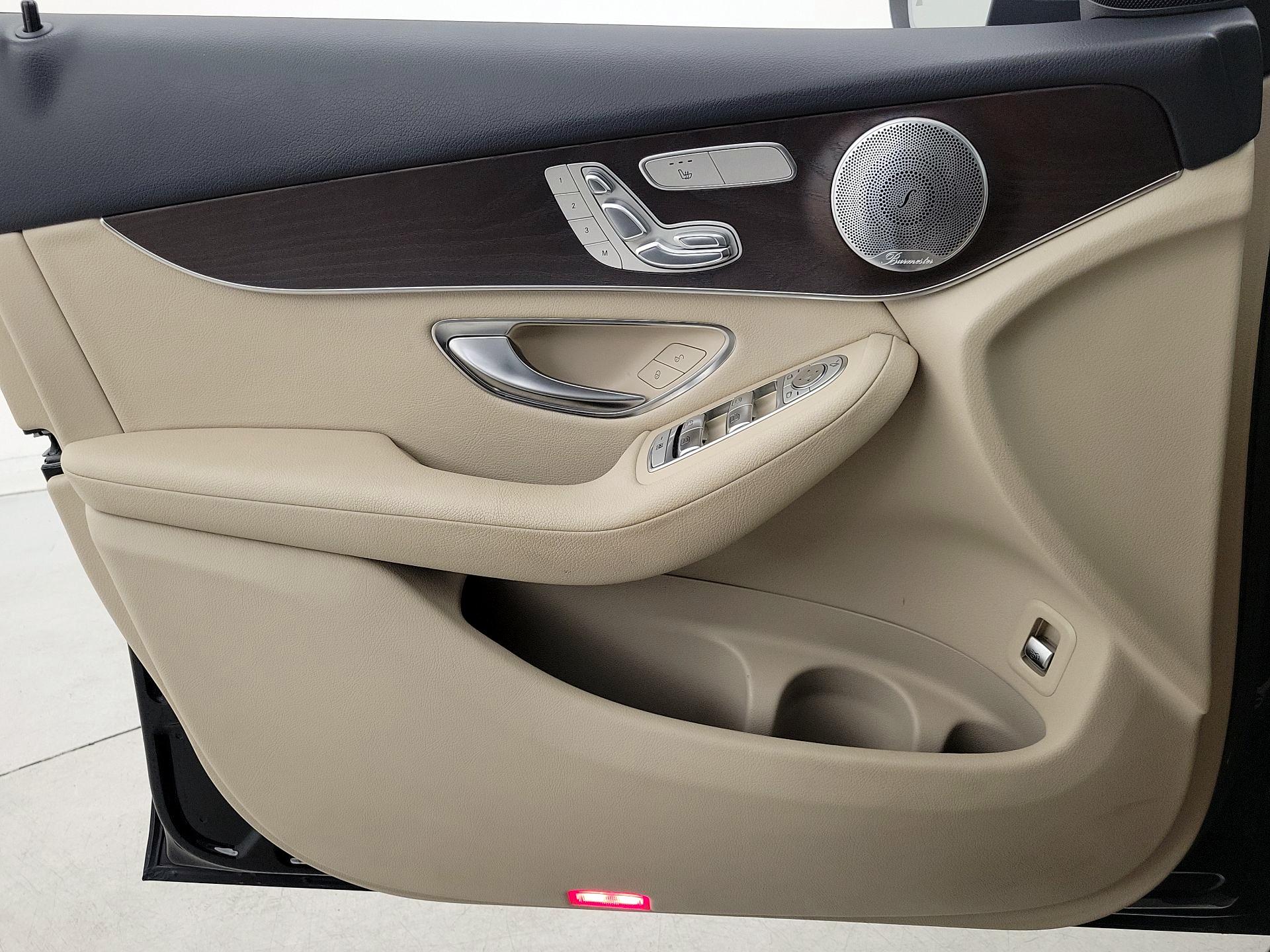 Thumbnail: 2019 Mercedes-Benz GLC - 12