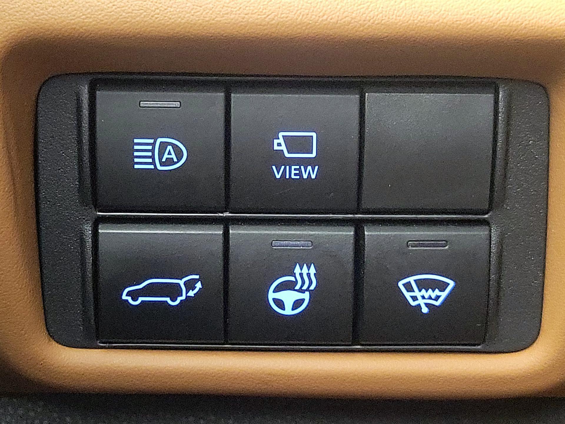 Thumbnail: 2022 Toyota Highlander - 13
