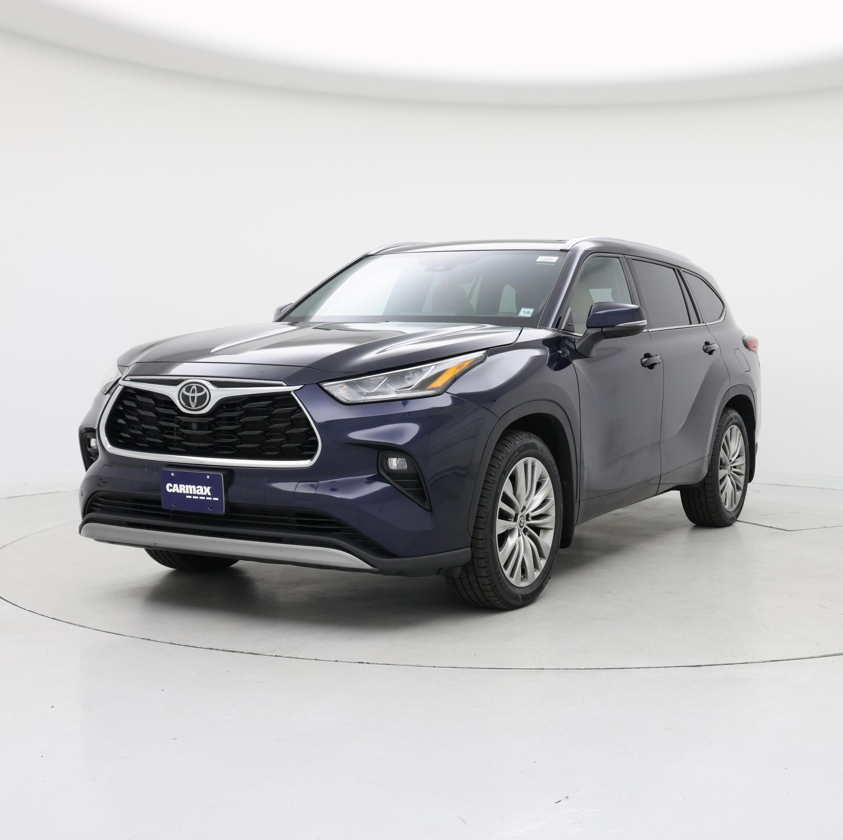 Thumbnail: 2022 Toyota Highlander - 4