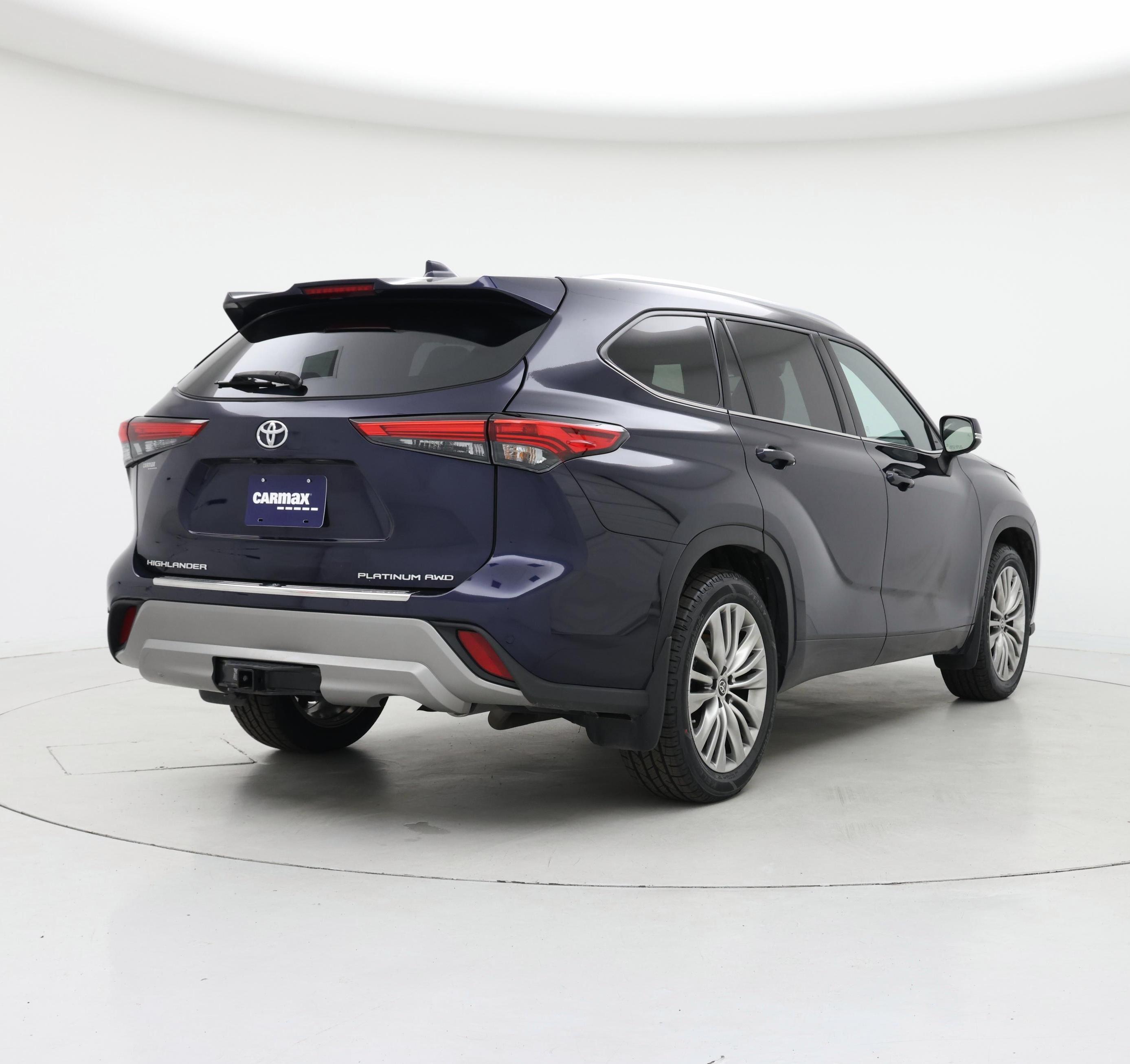 Thumbnail: 2022 Toyota Highlander - 8