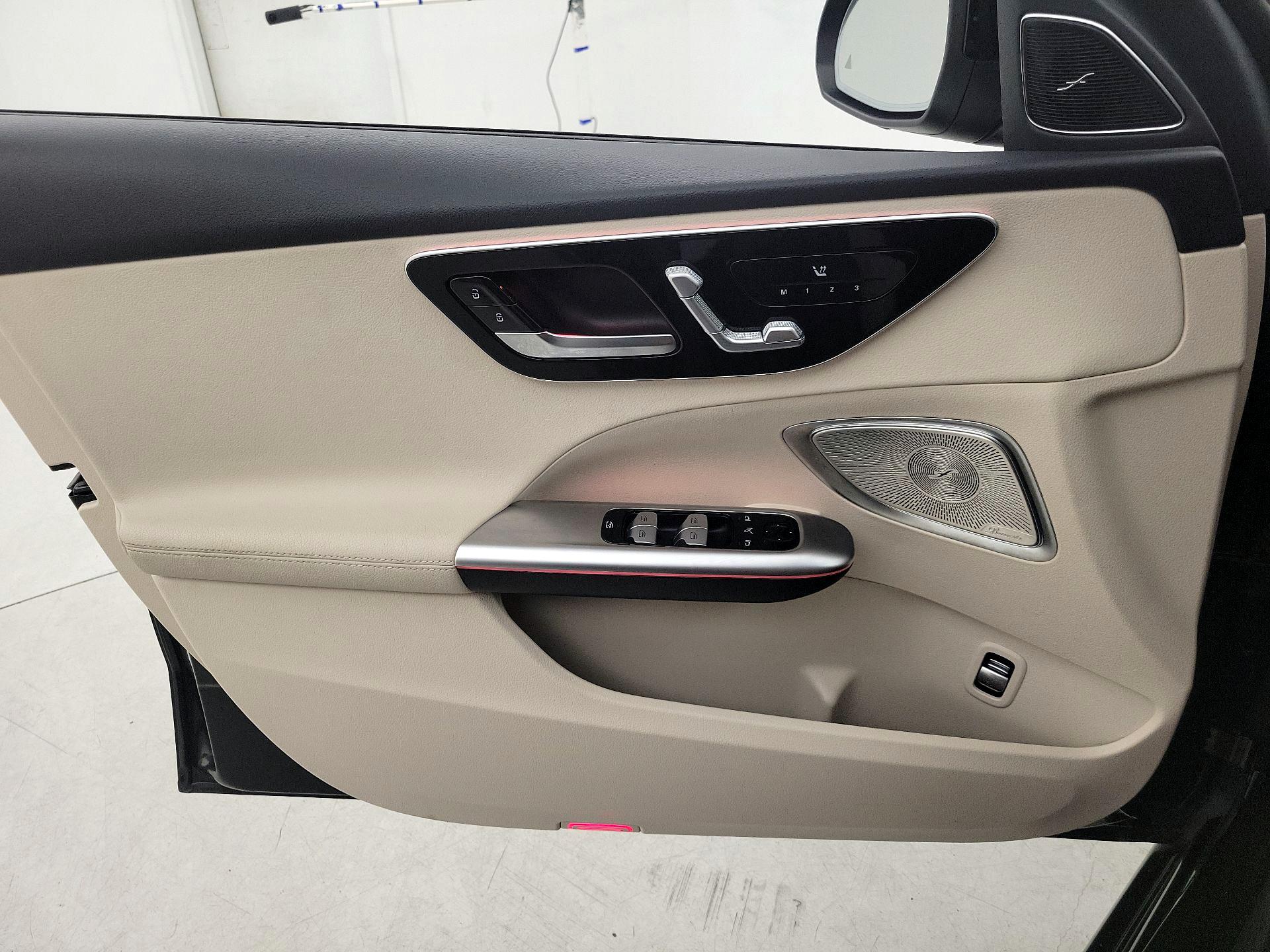 Thumbnail: 2022 Mercedes-Benz C-Class - 12
