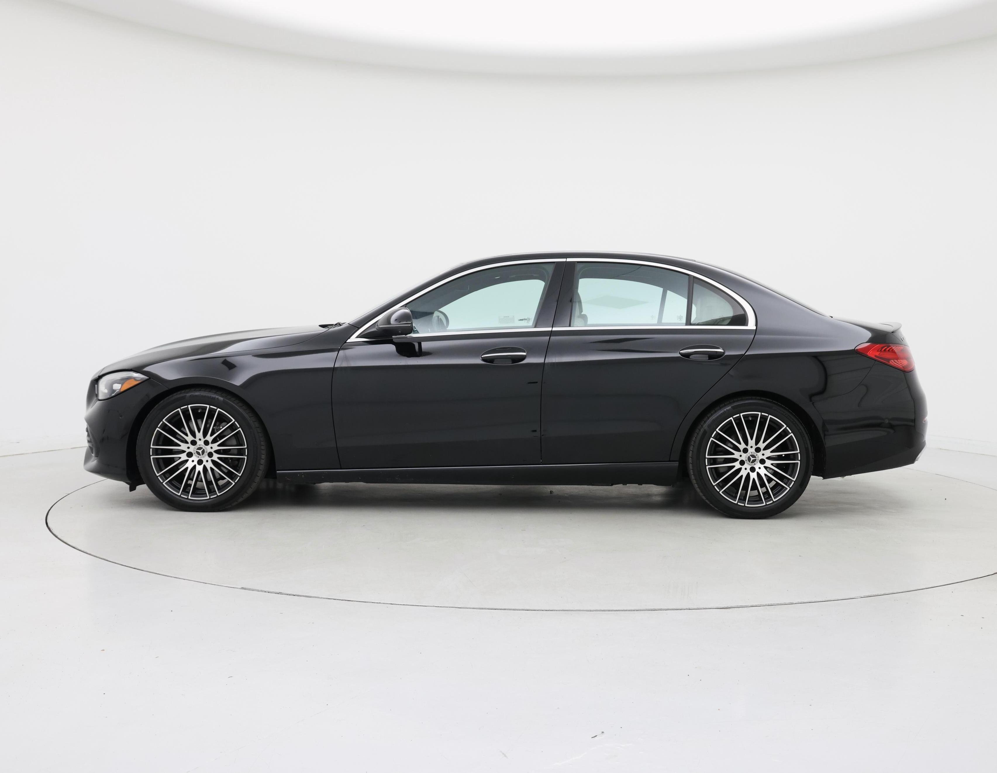 Thumbnail: 2022 Mercedes-Benz C-Class - 3