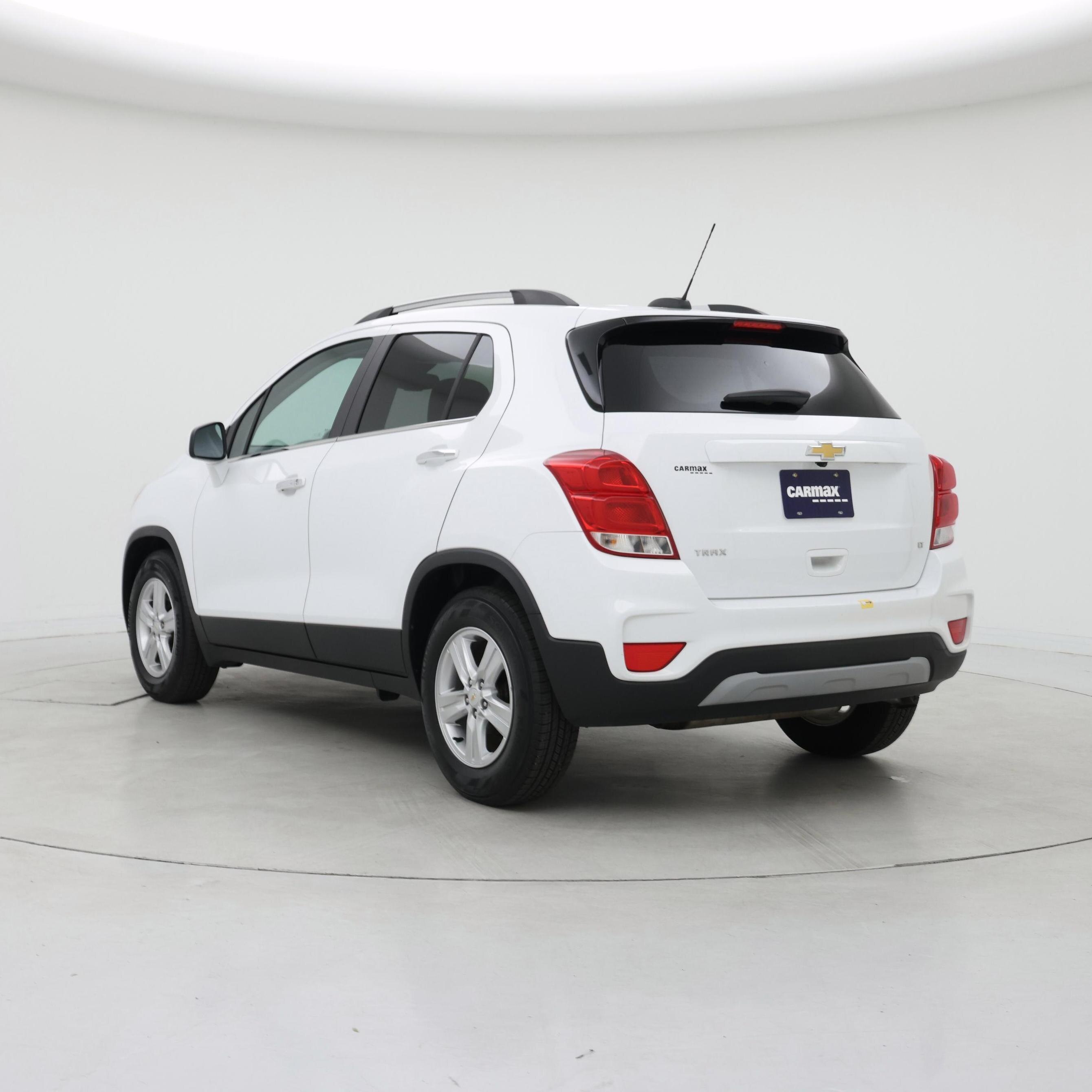 Thumbnail: 2019 Chevrolet Trax - 2
