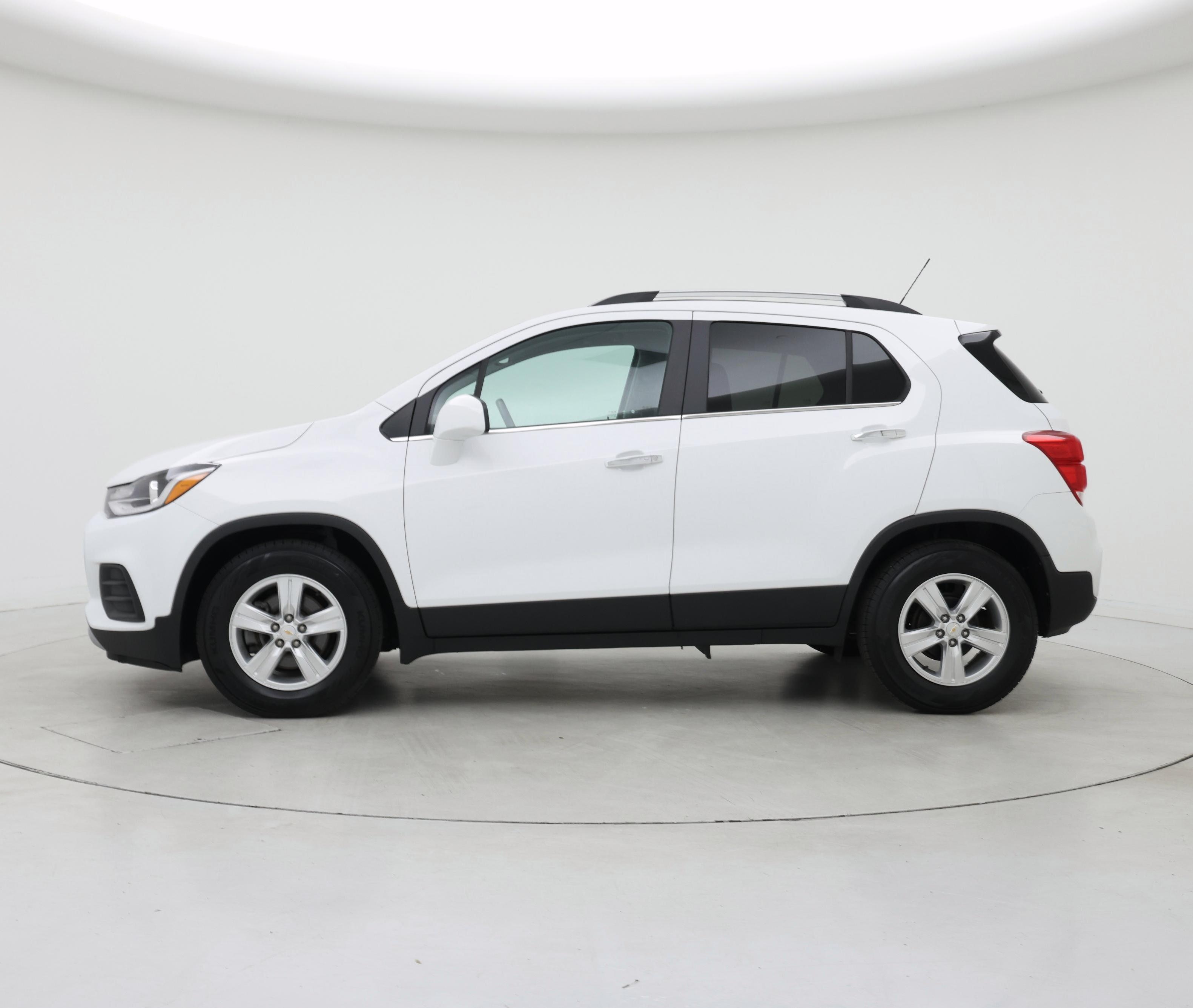Thumbnail: 2019 Chevrolet Trax - 3