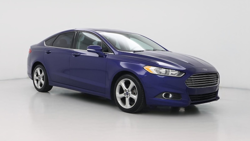 2016 Ford Fusion SE Hero Image
