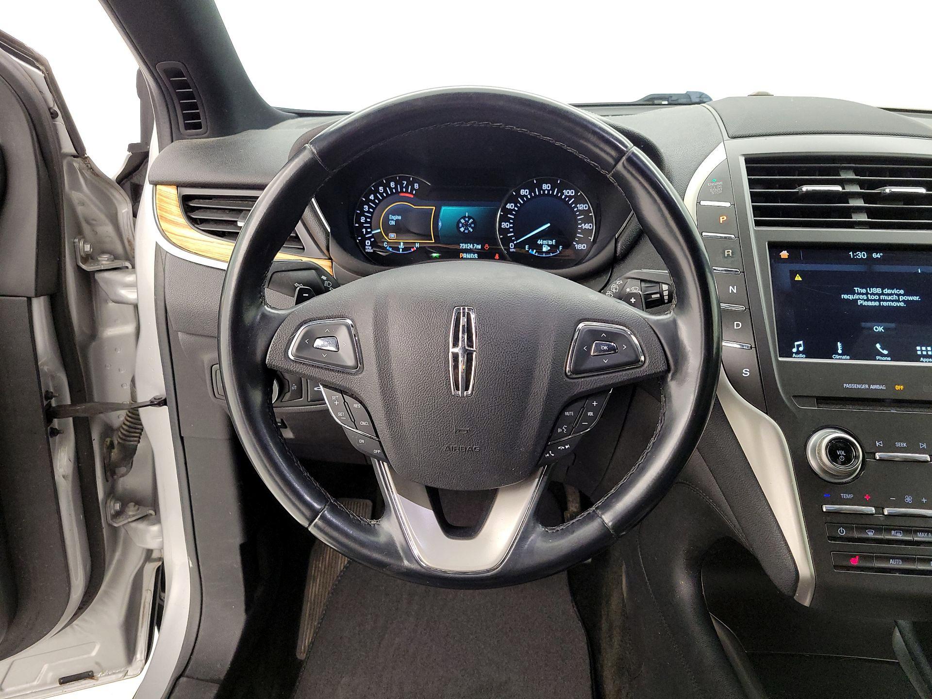 Thumbnail: 2016 Lincoln MKC - 10