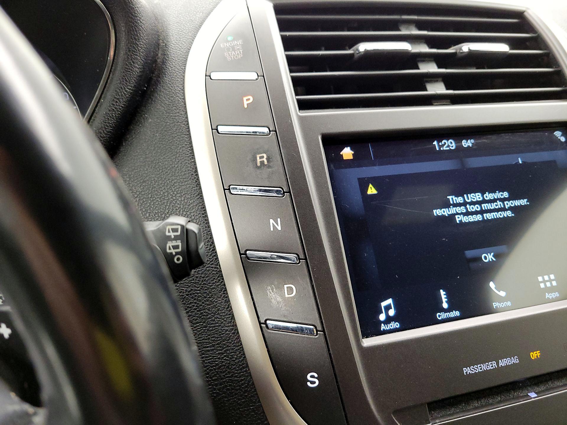 Thumbnail: 2016 Lincoln MKC - 17