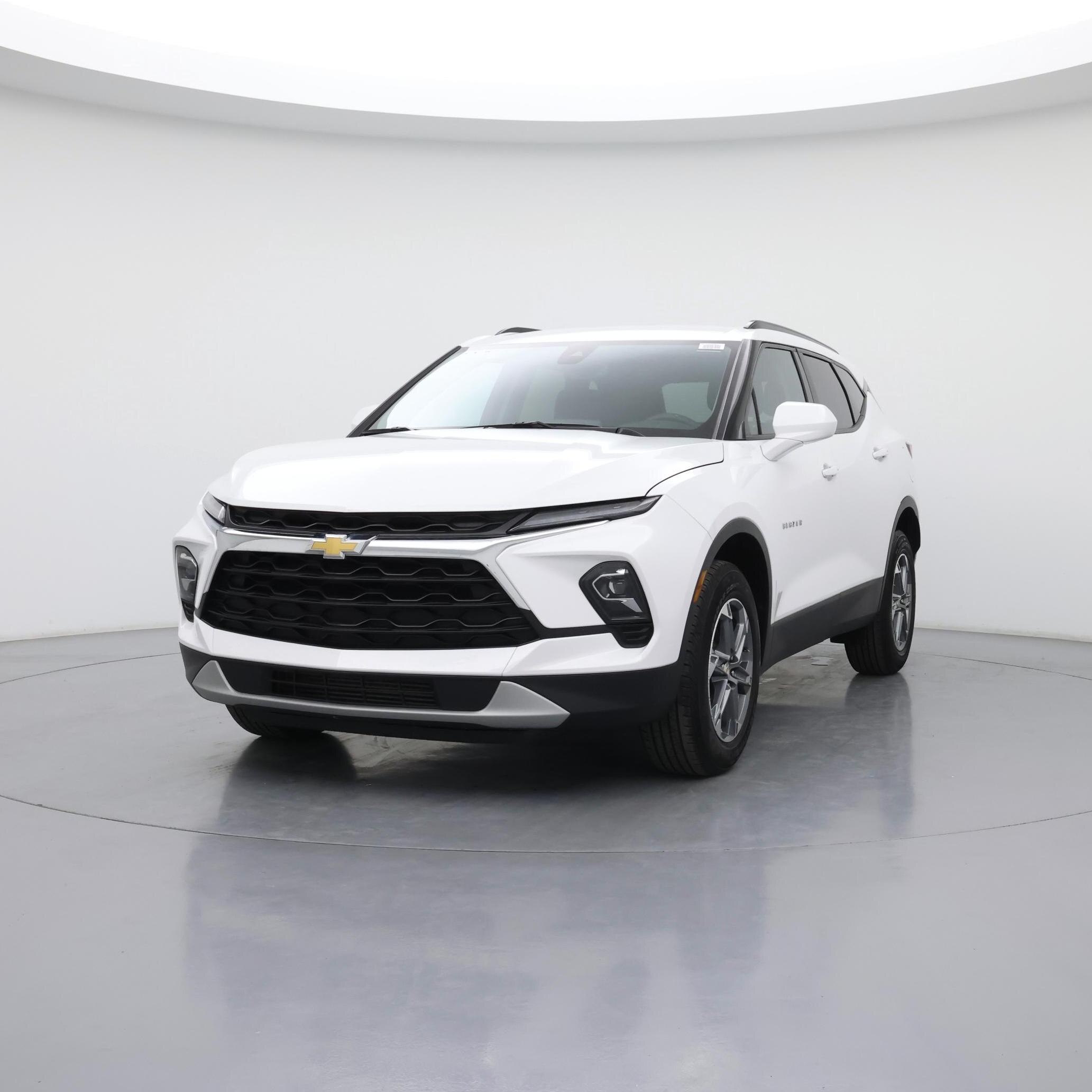 Thumbnail: 2023 Chevrolet Blazer - 4