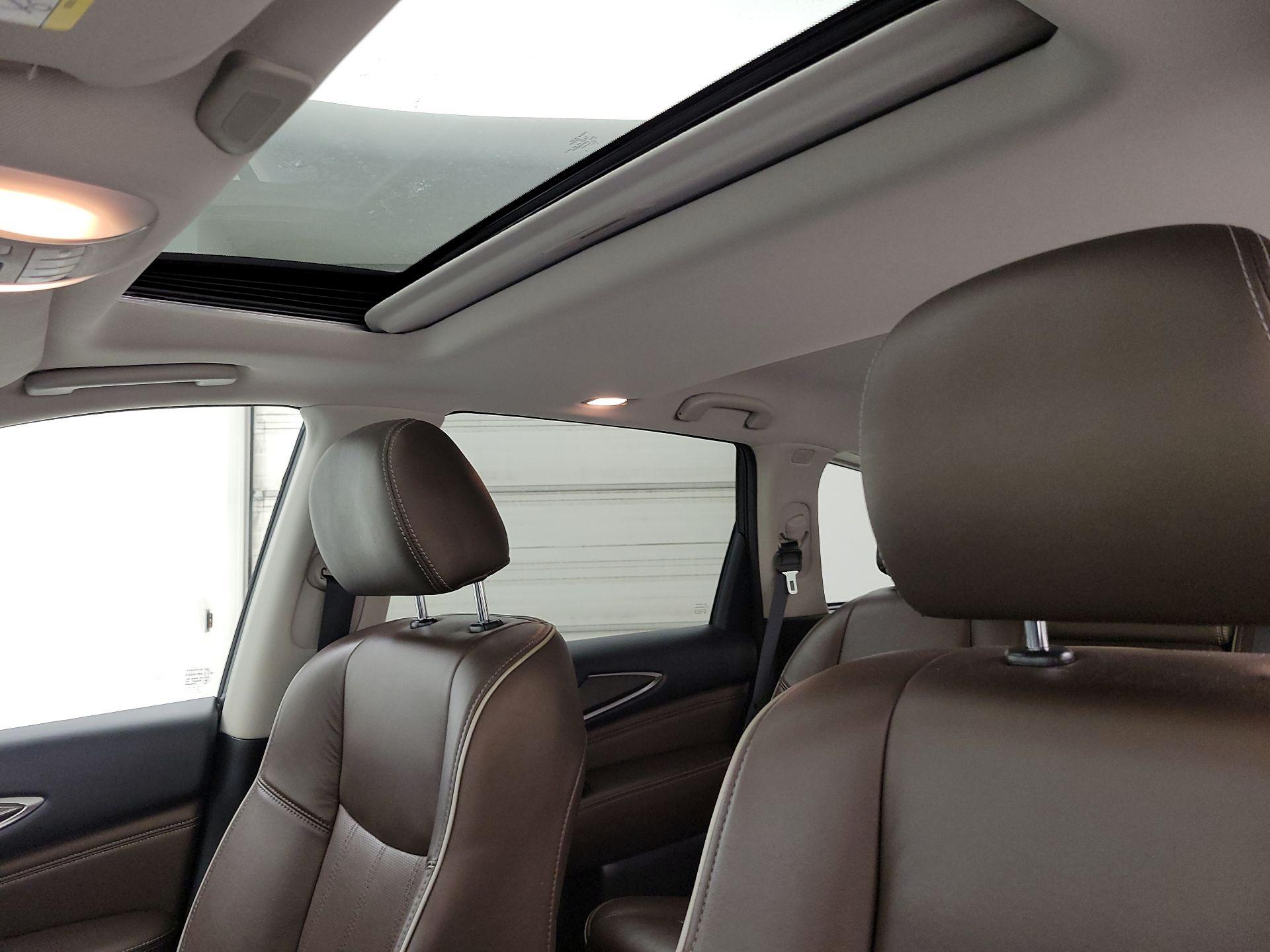 Thumbnail: 2018 INFINITI QX60 - 17