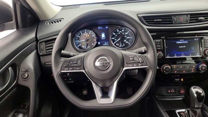 2020 Nissan Rogue S 10