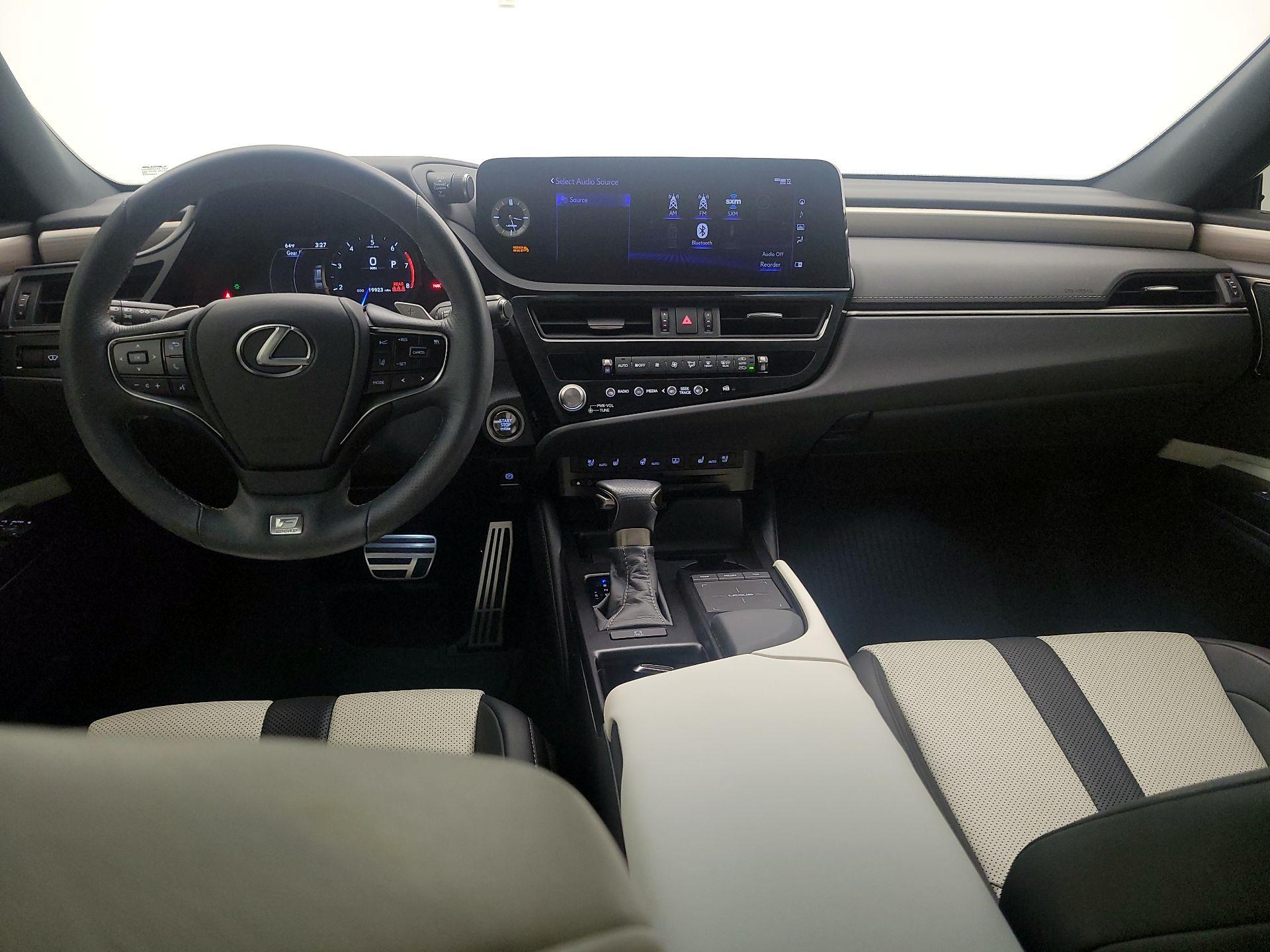 Thumbnail: 2022 Lexus ES - 9