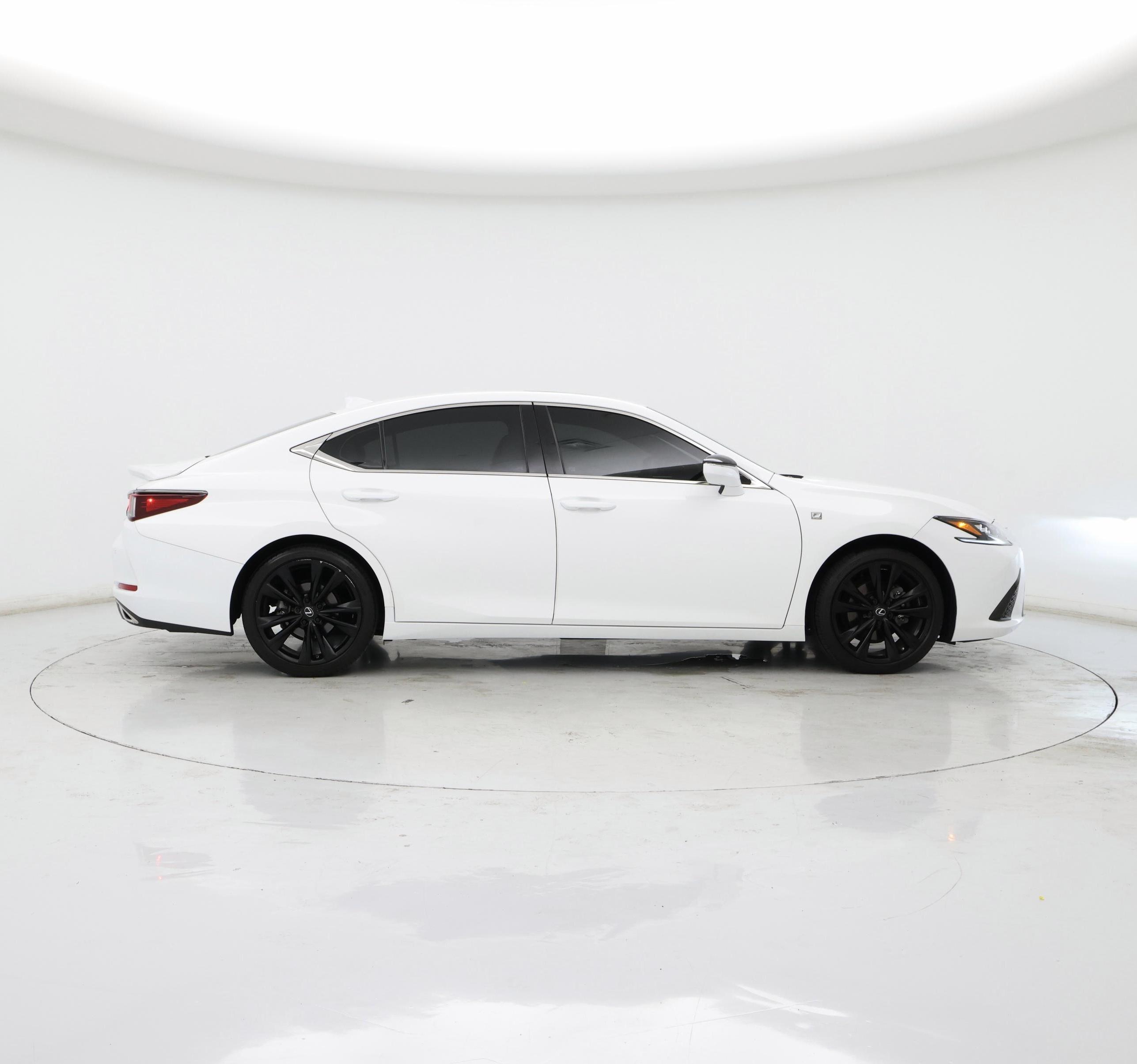 Thumbnail: 2022 Lexus ES - 7