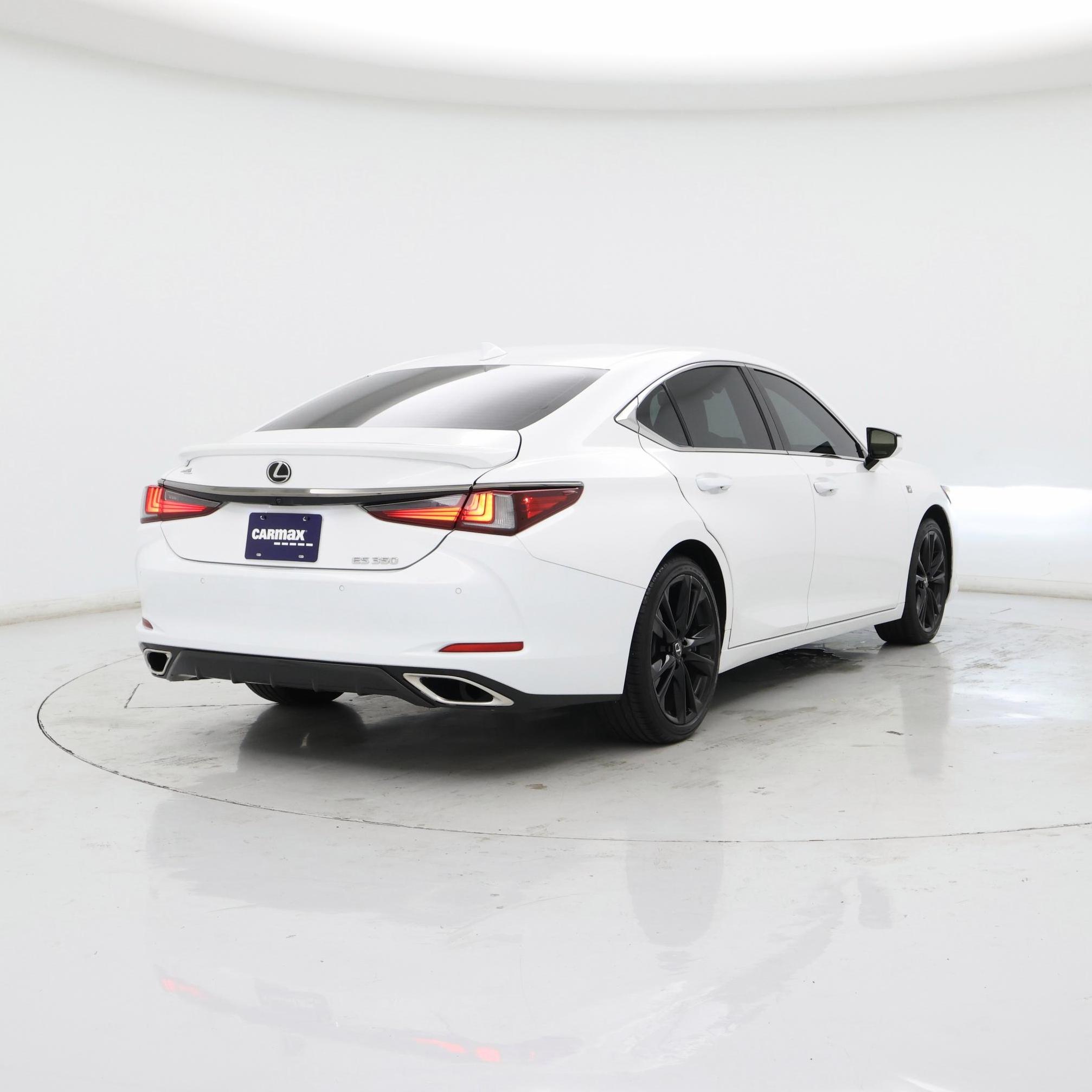 Thumbnail: 2022 Lexus ES - 8