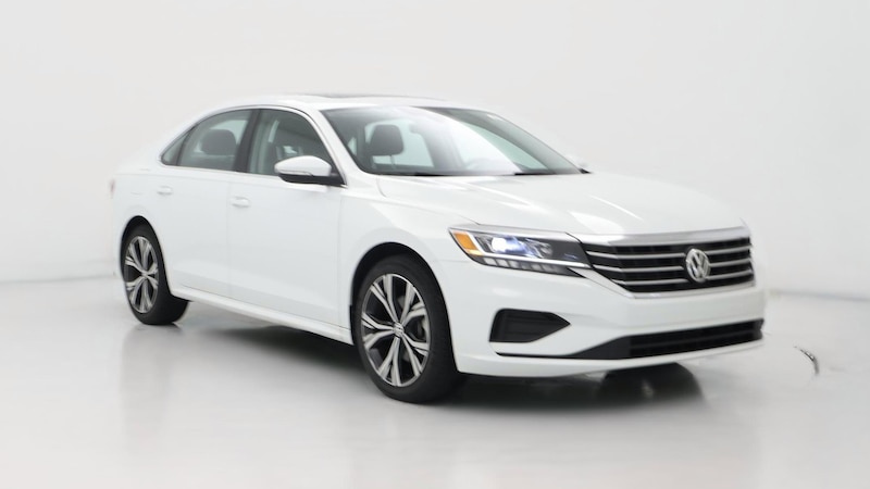 2022 Volkswagen Passat SE Hero Image