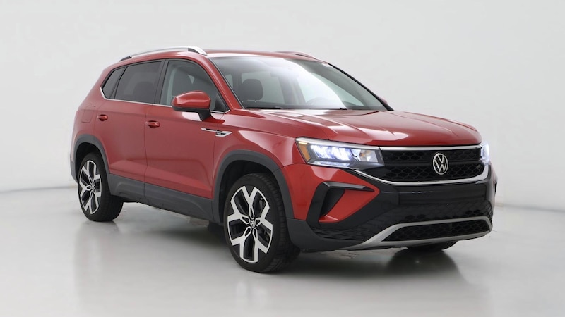 2022 Volkswagen Taos SE Hero Image