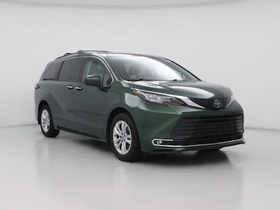 2022 Toyota Sienna XLE -
                Louisville, KY