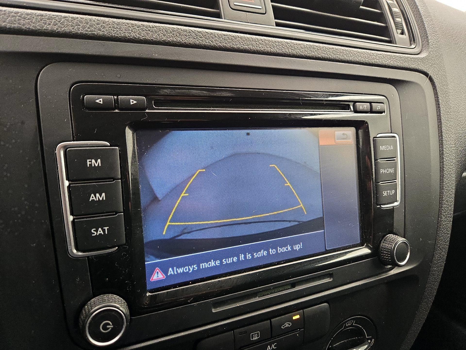 Thumbnail: 2015 Volkswagen Jetta - 14