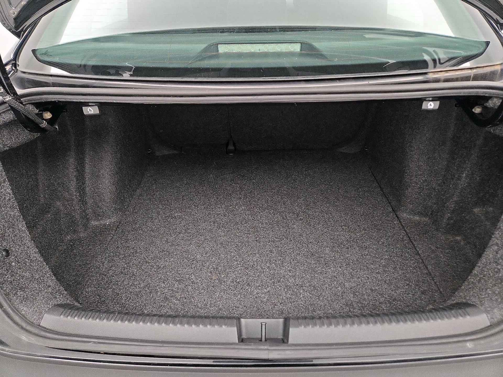 Thumbnail: 2015 Volkswagen Jetta - 20