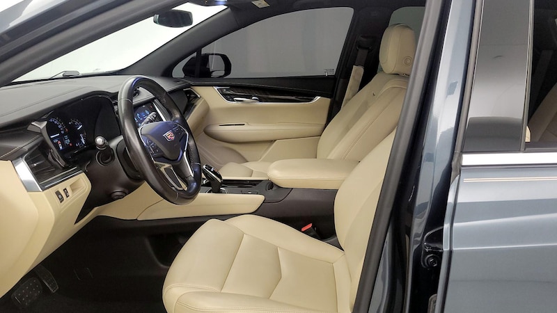 2019 Cadillac XT5  11