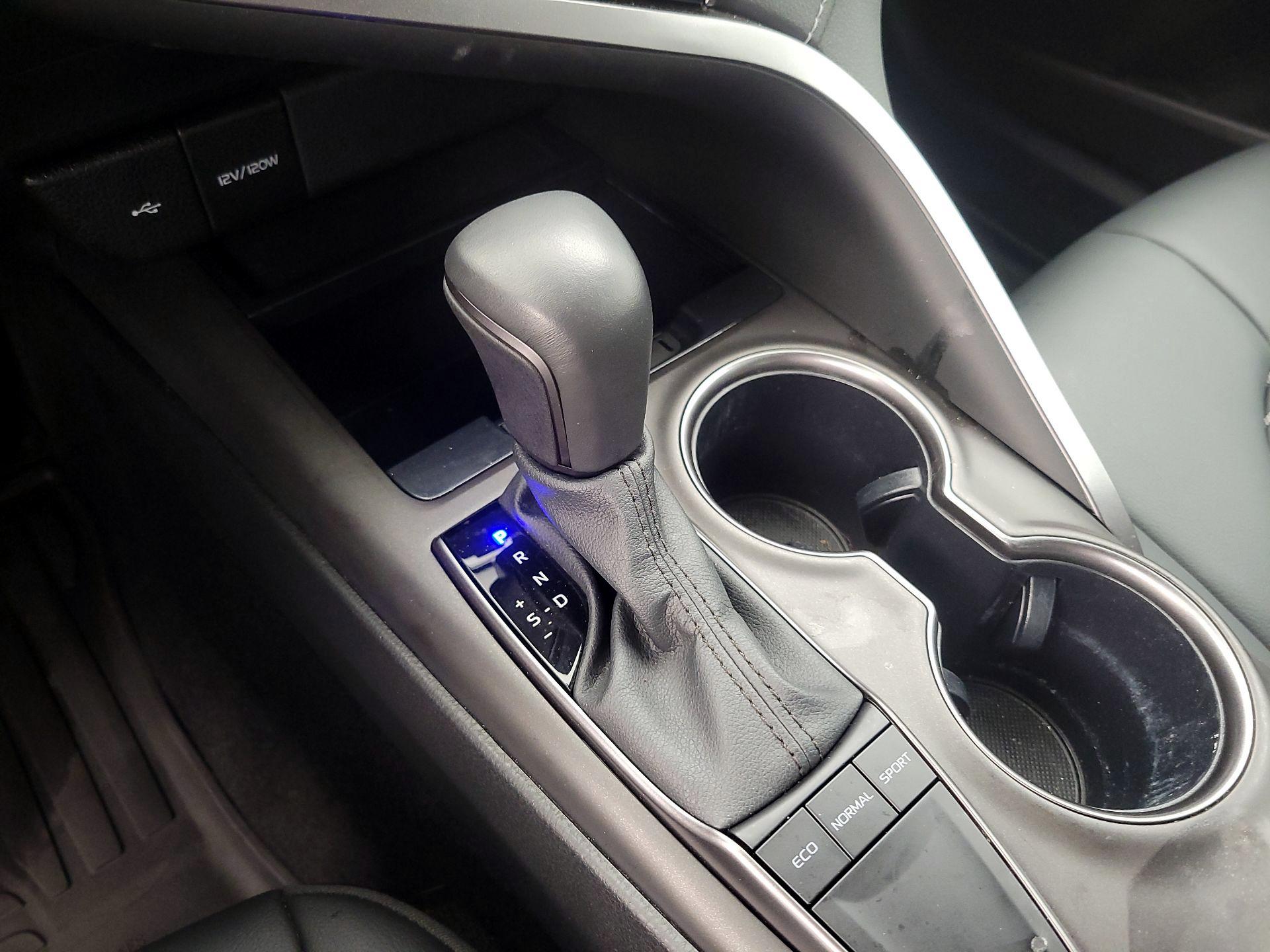 Thumbnail: 2023 Toyota Camry - 15