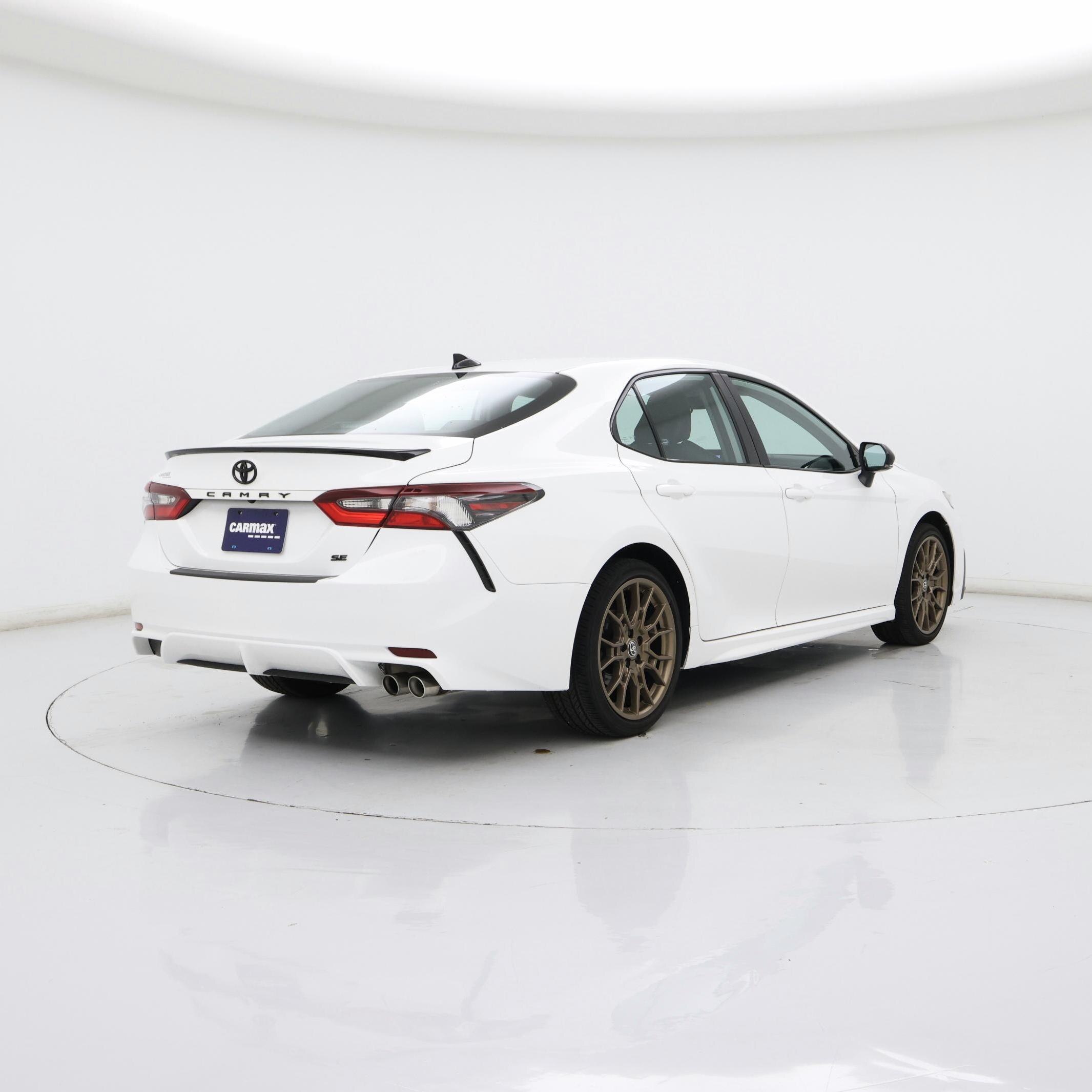 Thumbnail: 2023 Toyota Camry - 8