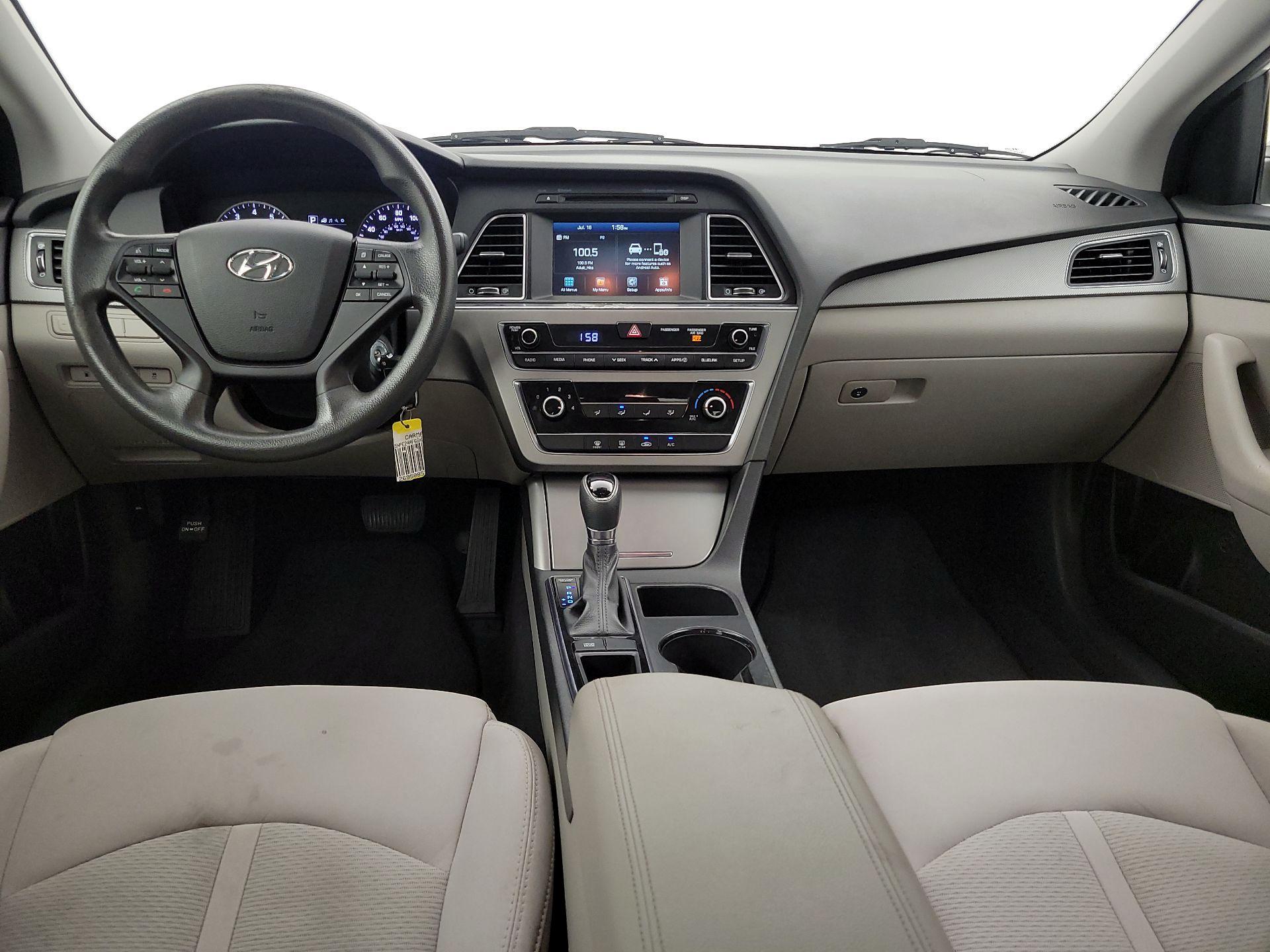 Thumbnail: 2016 Hyundai Sonata - 9