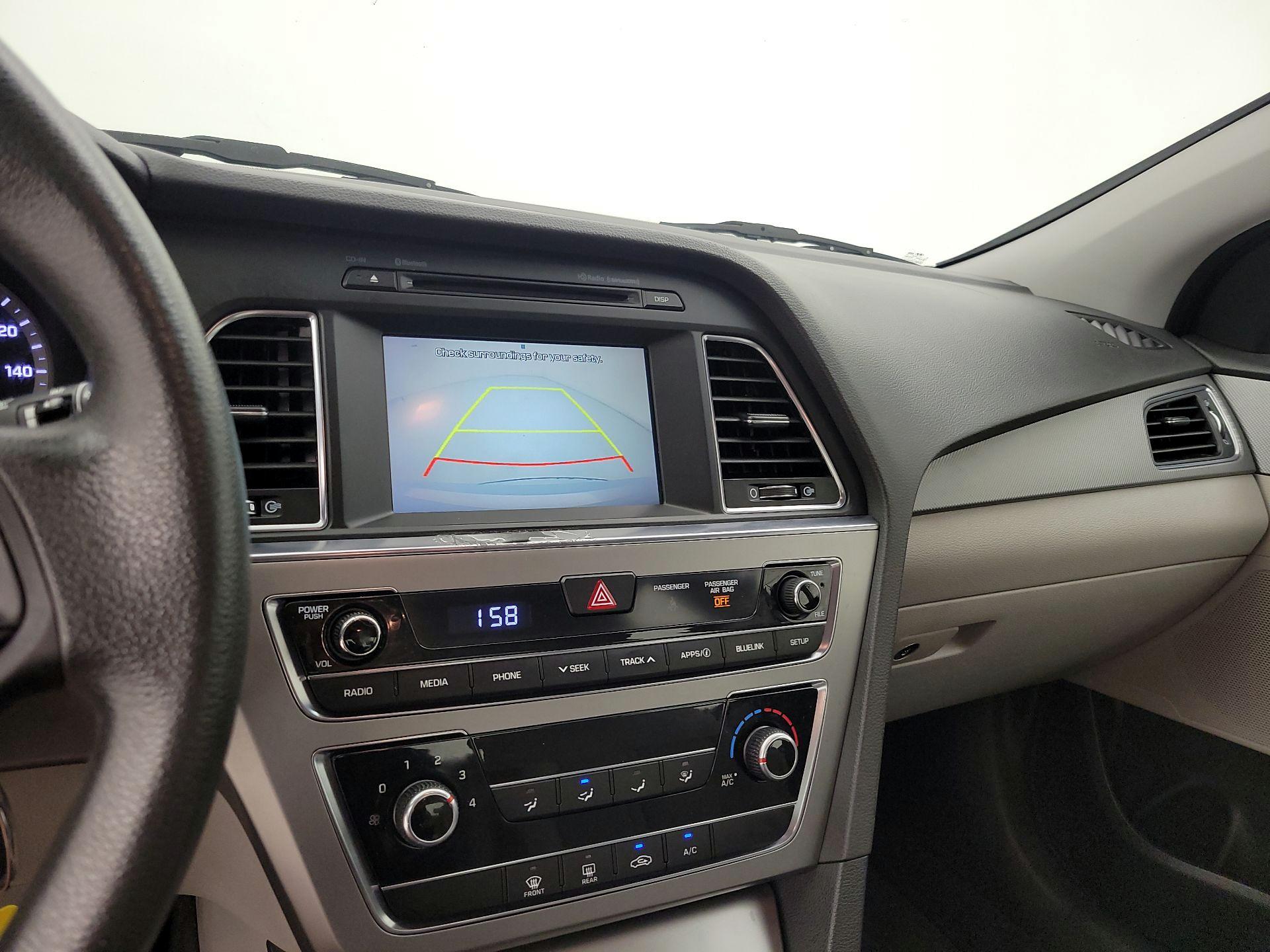 Thumbnail: 2016 Hyundai Sonata - 13