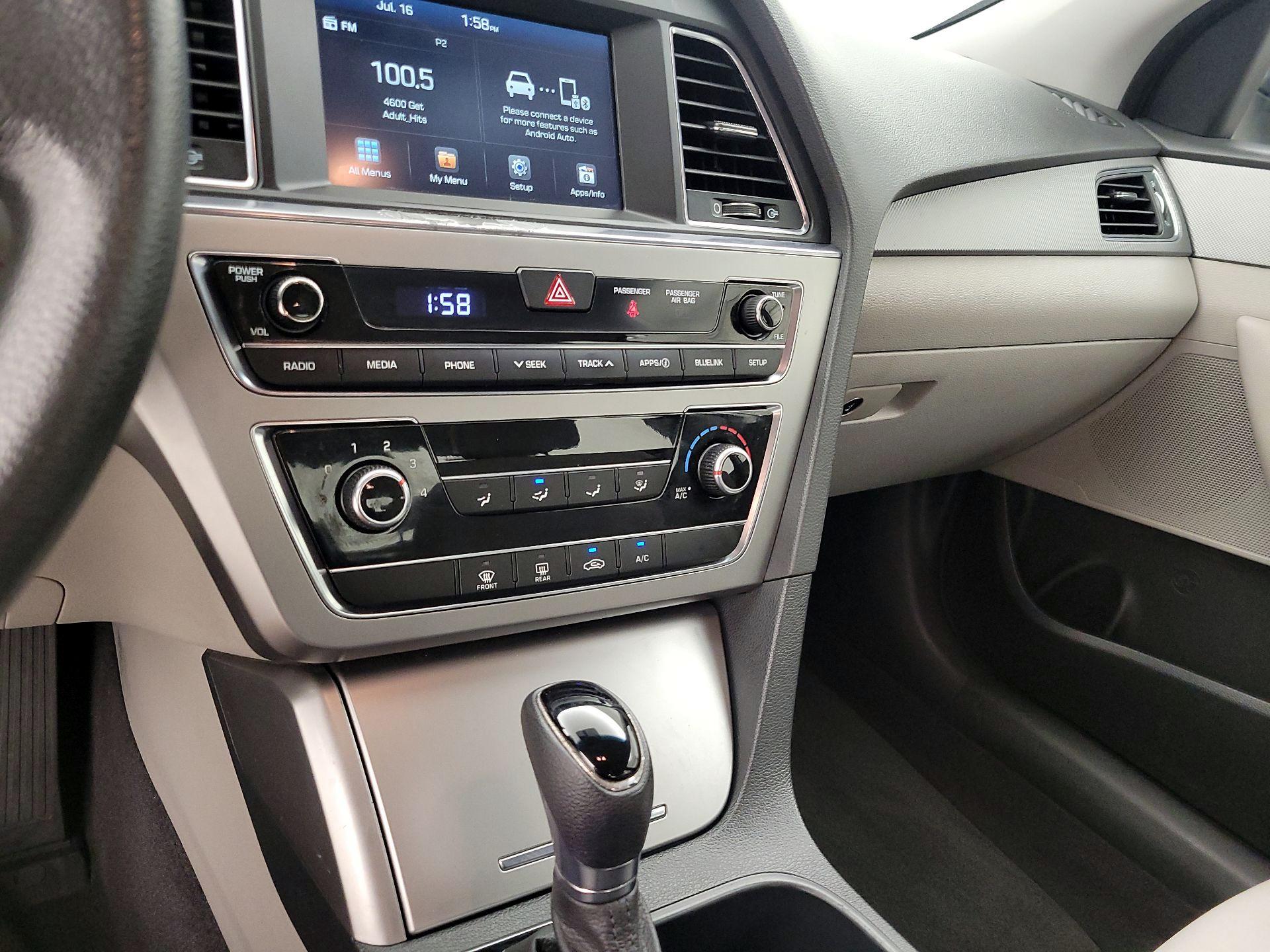 Thumbnail: 2016 Hyundai Sonata - 15