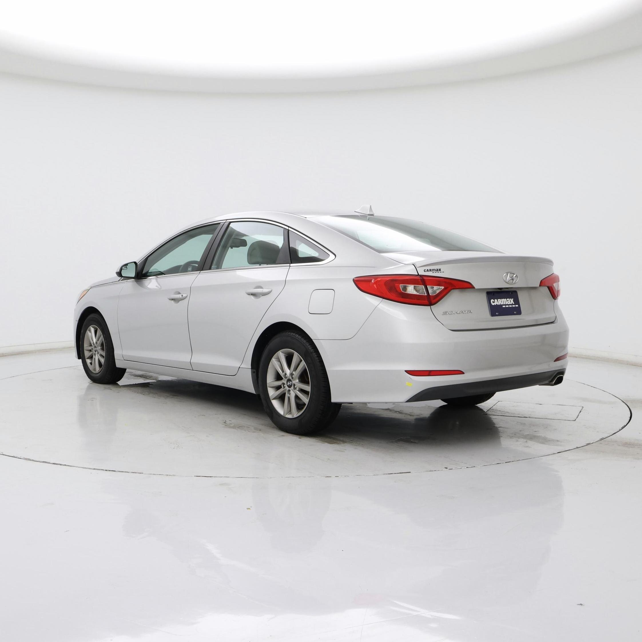 Thumbnail: 2016 Hyundai Sonata - 2