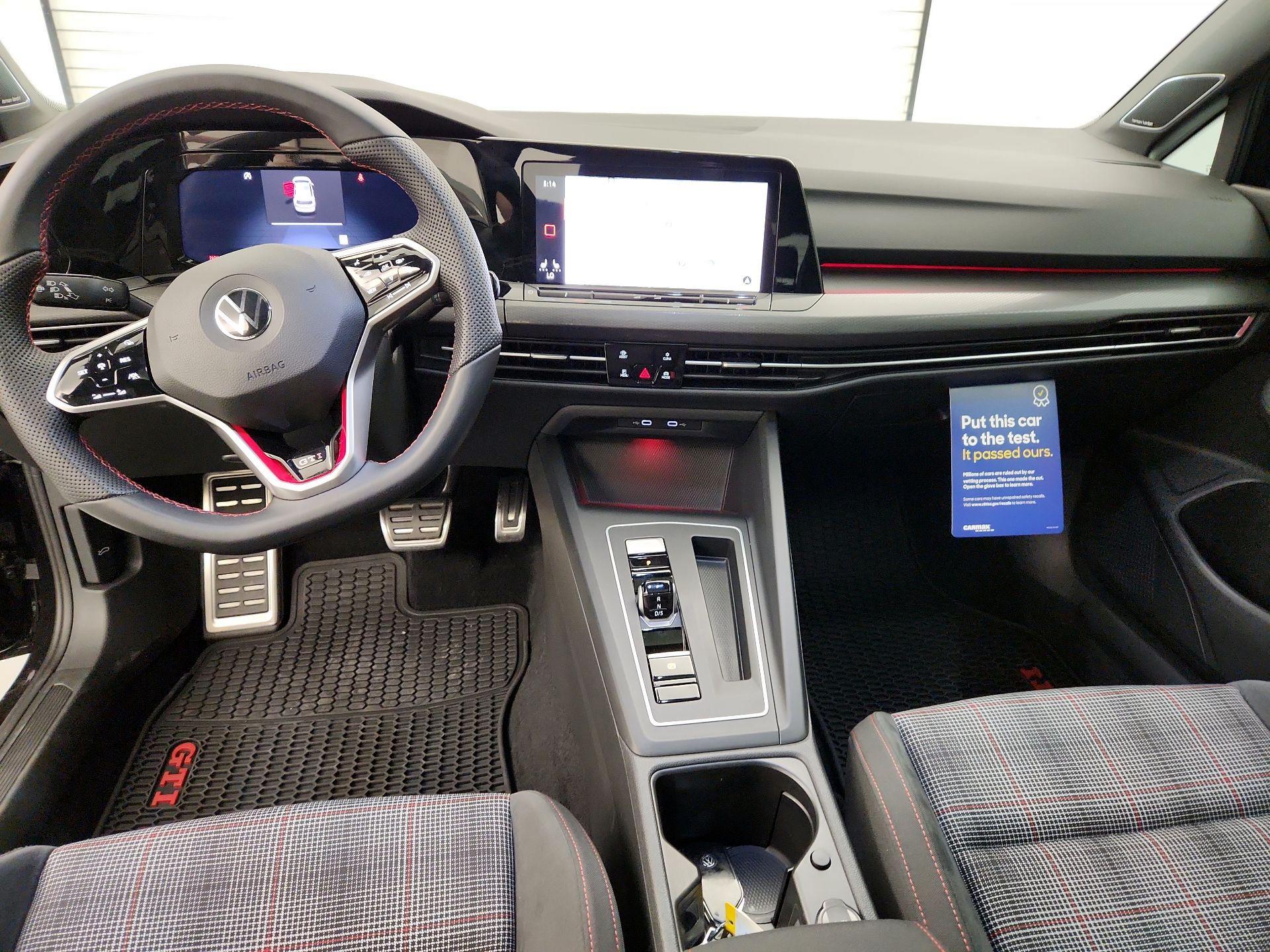 Thumbnail: 2022 Volkswagen Golf - 9
