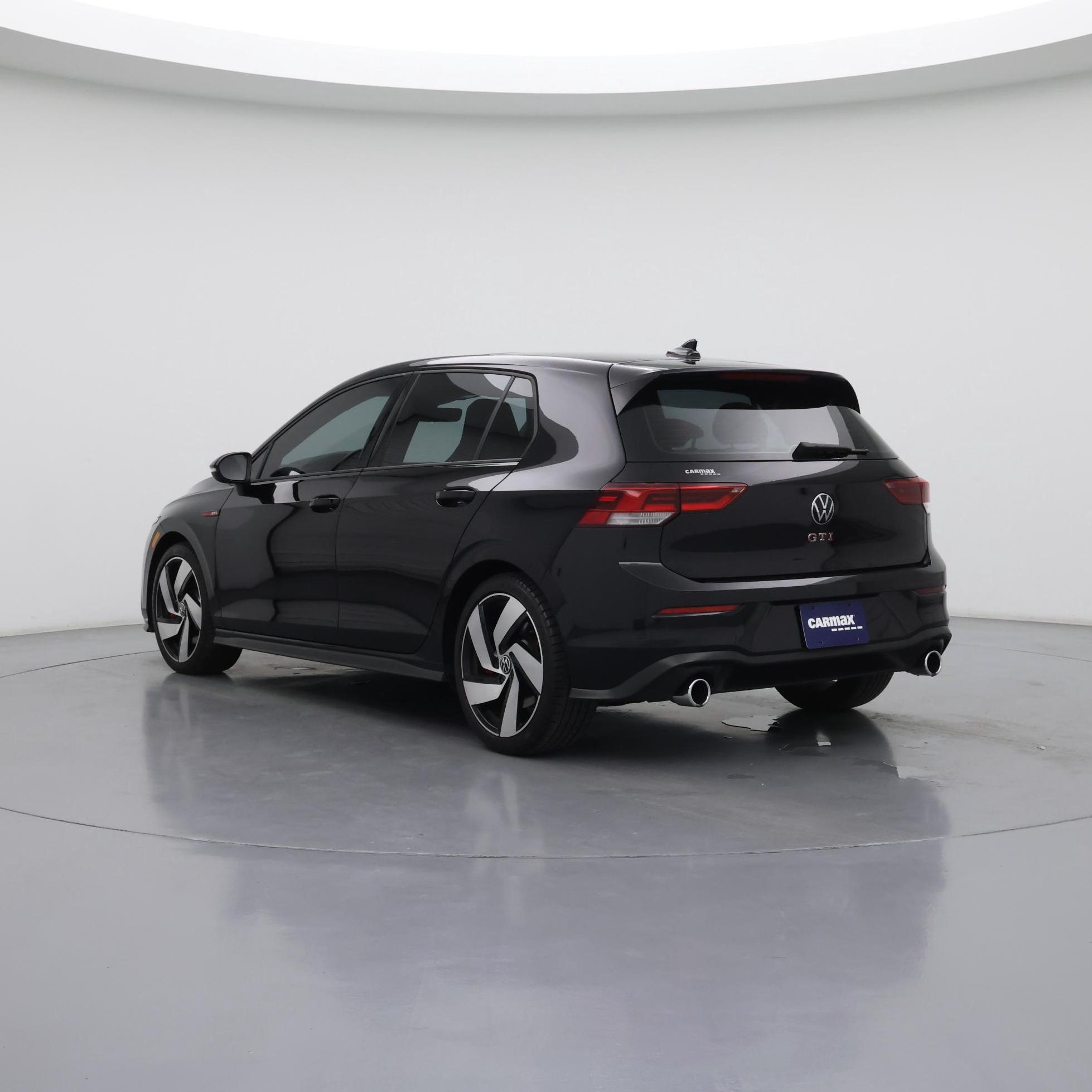 Thumbnail: 2022 Volkswagen Golf - 2