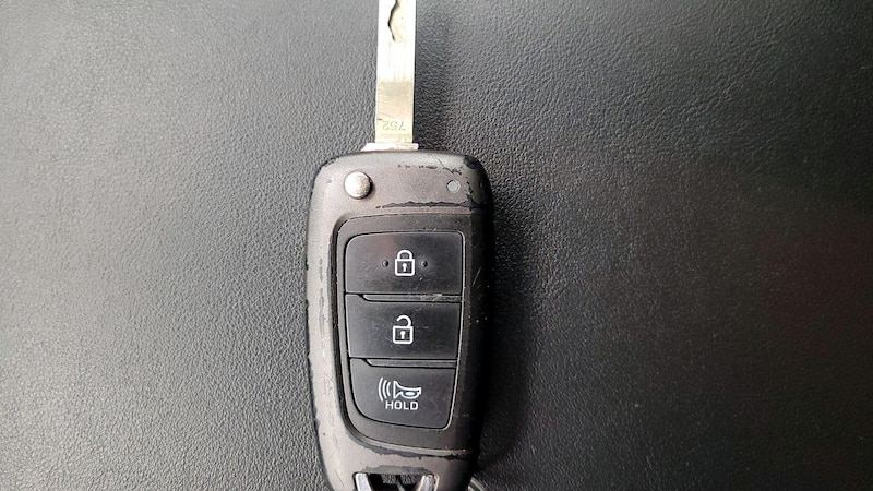 2020 Hyundai Santa Fe SEL 19
