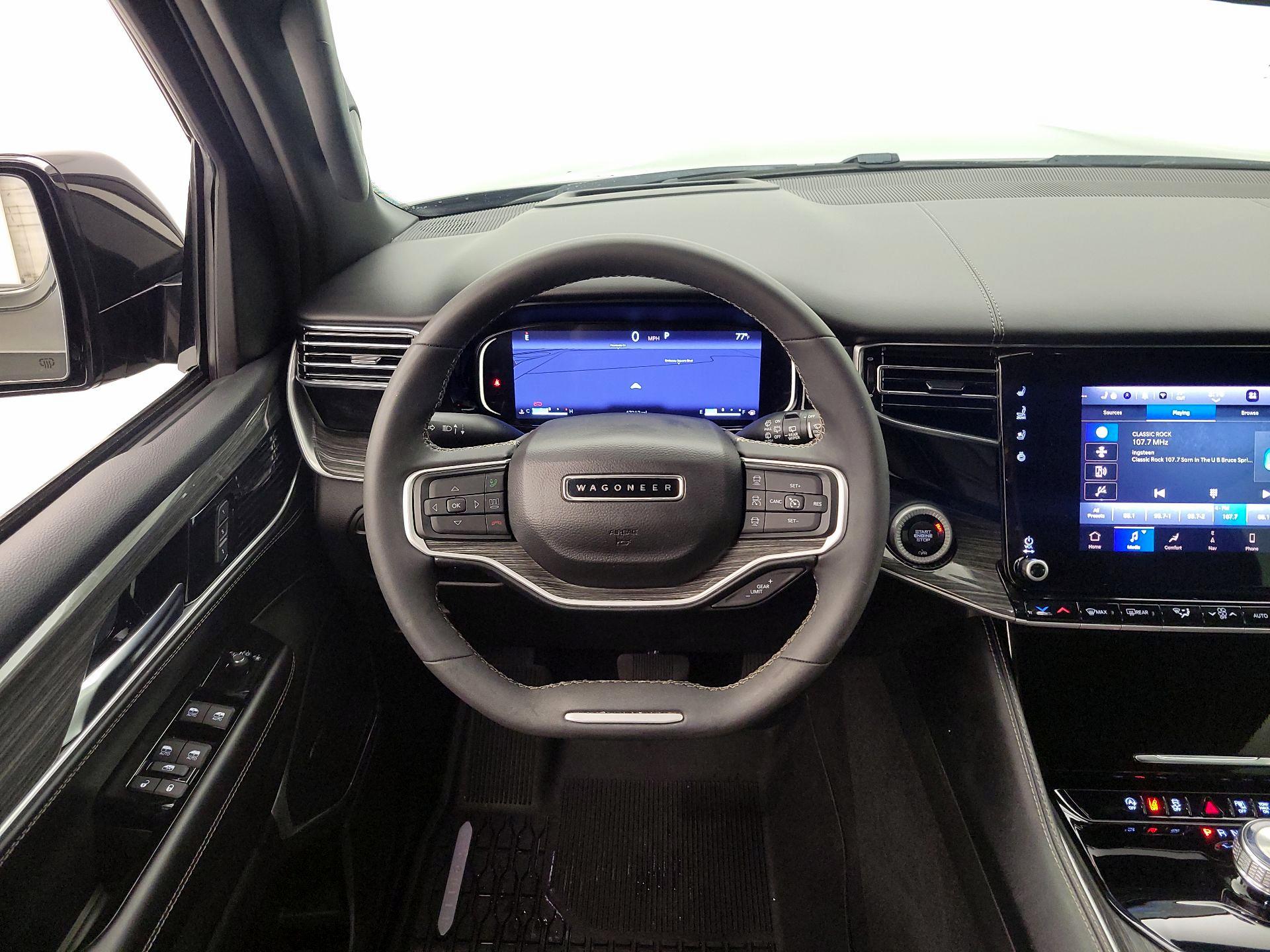 Thumbnail: 2022 Jeep Wagoneer - 10