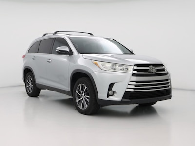 2019 Toyota Highlander XLE -
                Louisville, KY