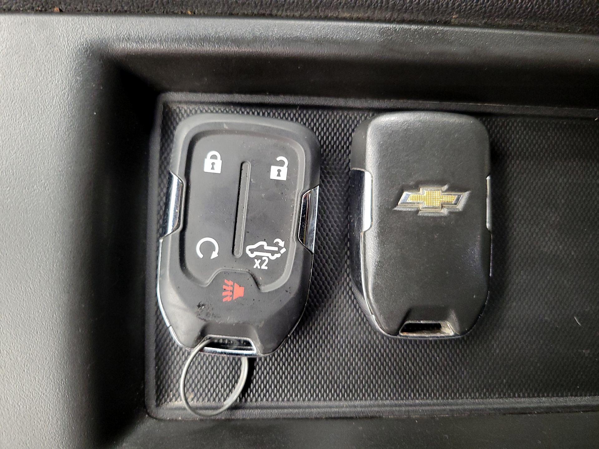 Thumbnail: 2022 Chevrolet Silverado 1500 - 19