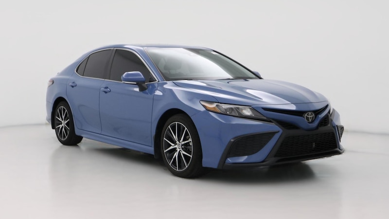 2023 Toyota Camry SE Hero Image