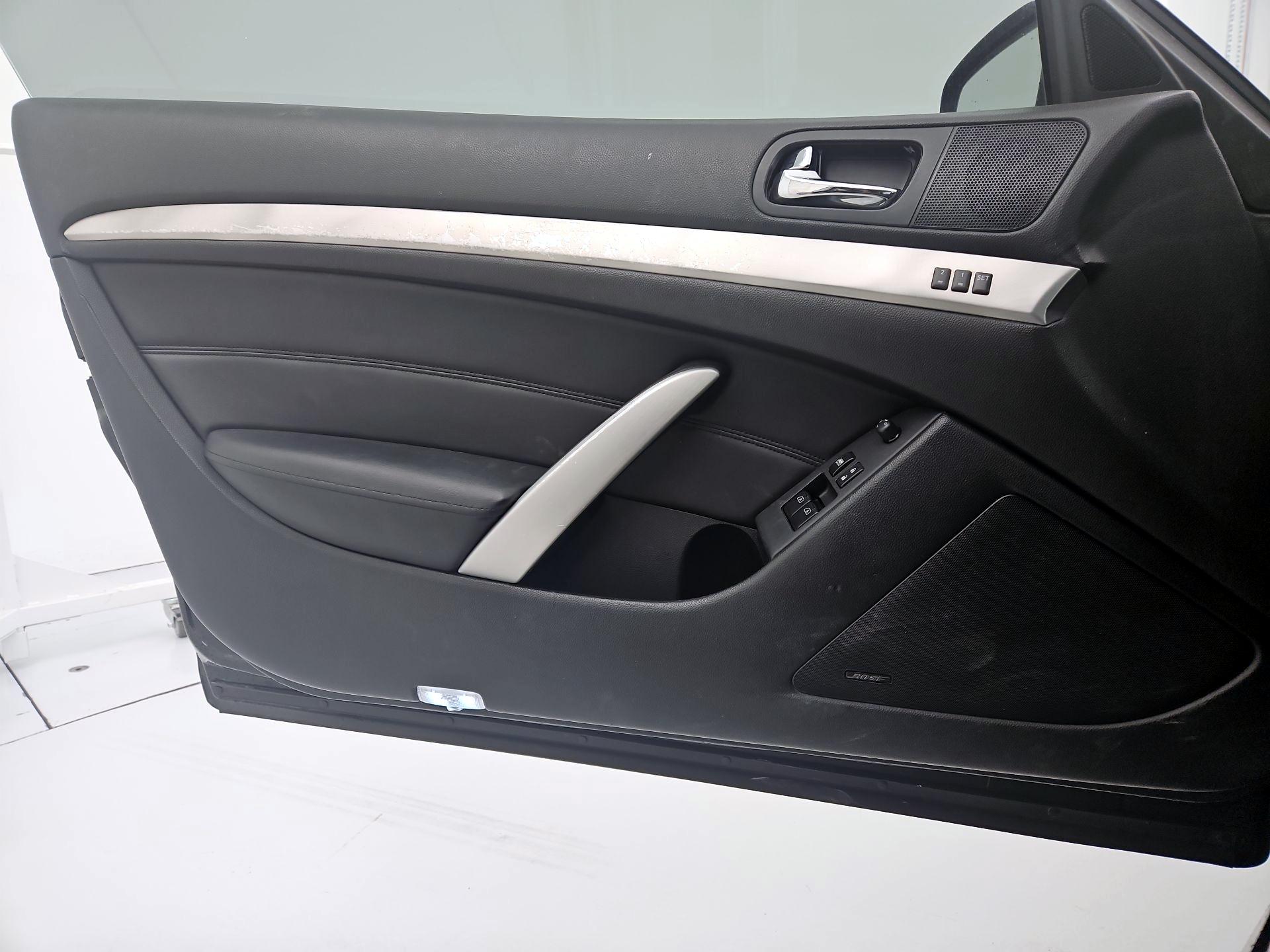 Thumbnail: 2013 INFINITI G37 - 12