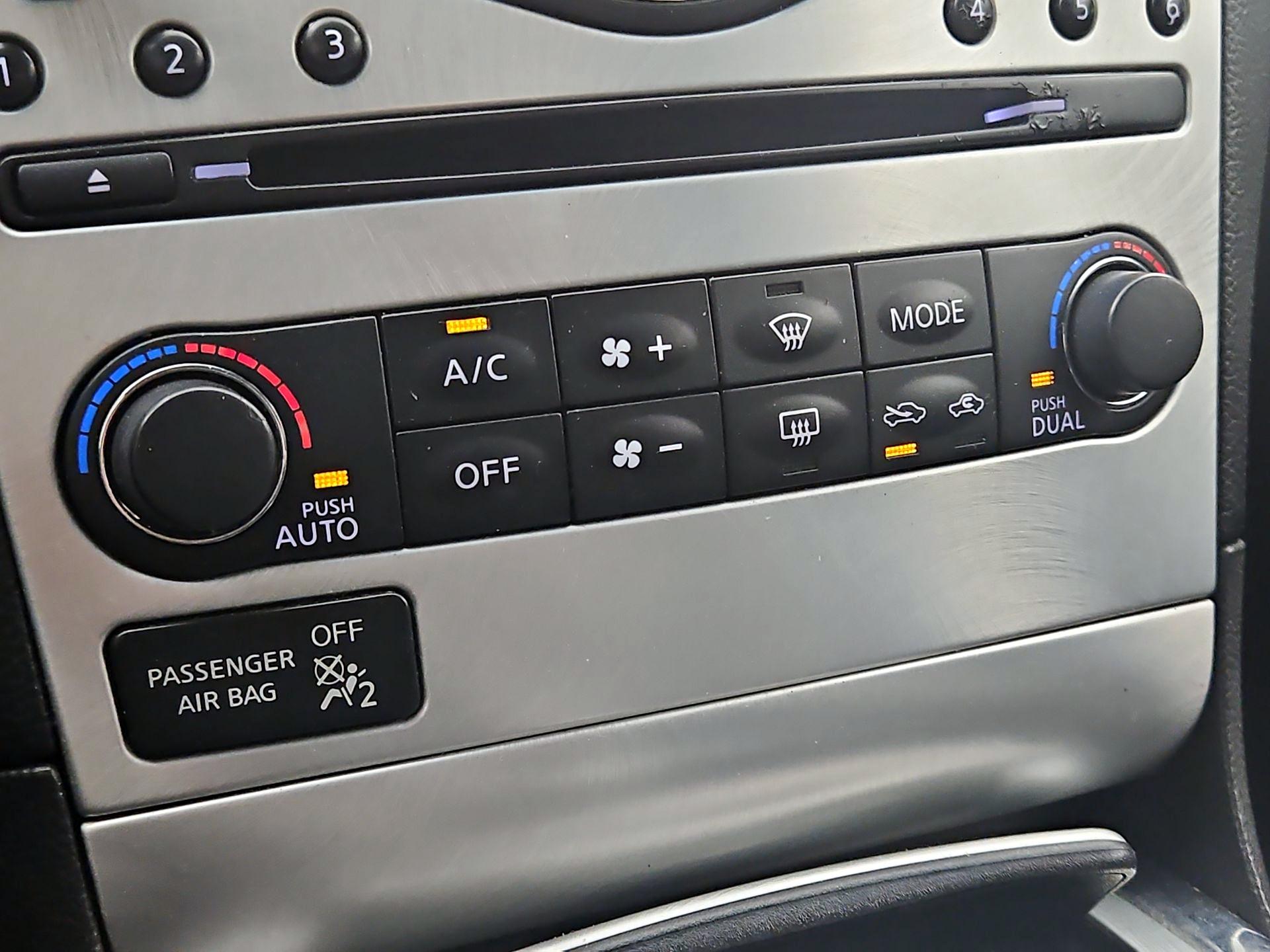 Thumbnail: 2013 INFINITI G37 - 16