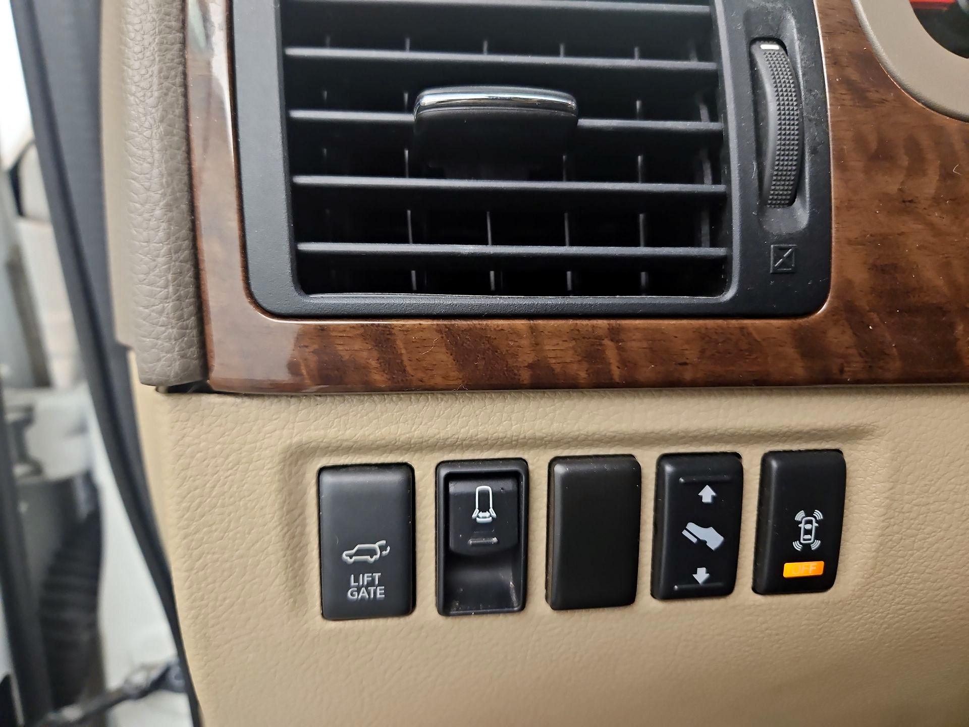 Thumbnail: 2014 Nissan Armada - 13