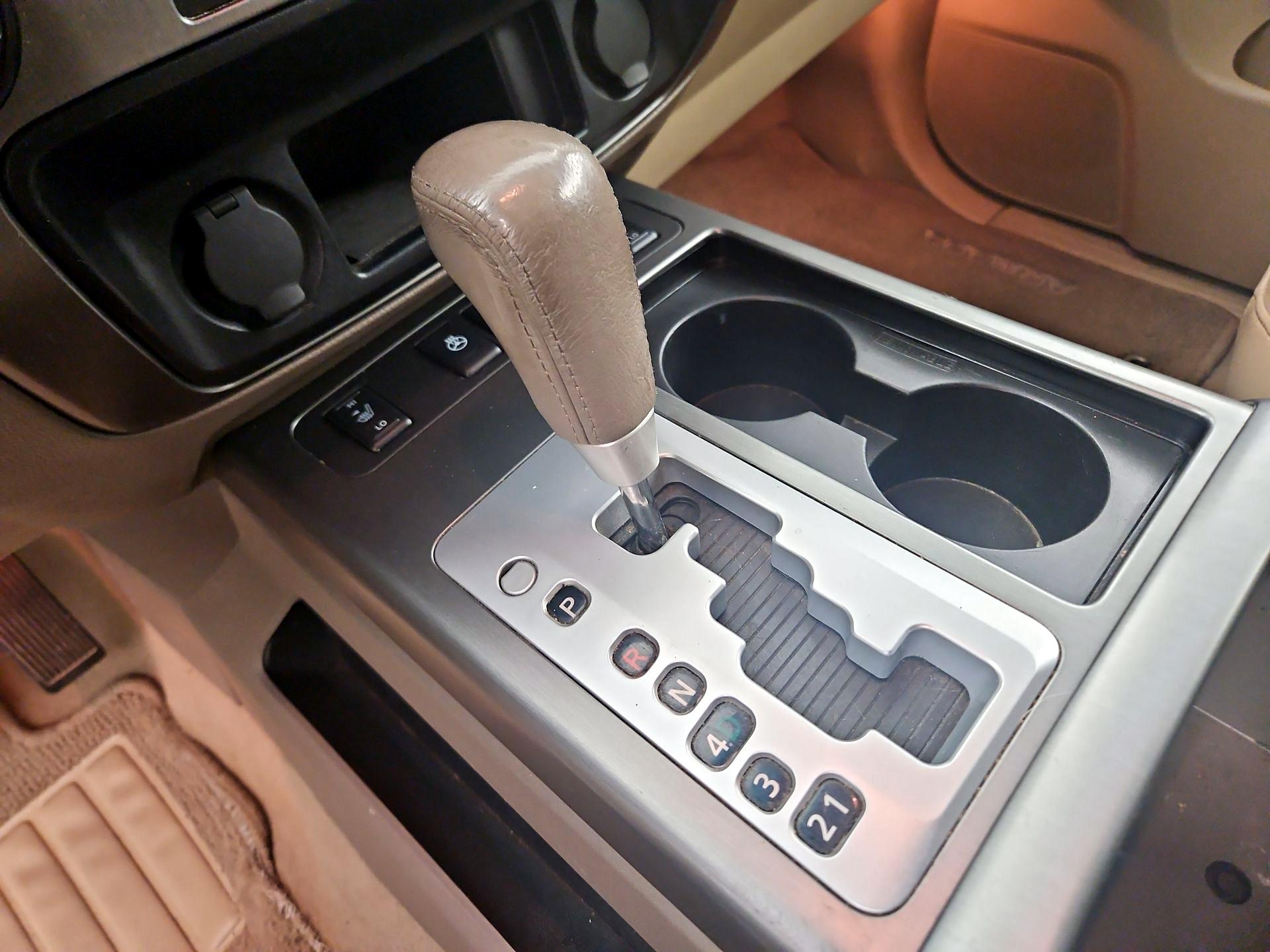 Thumbnail: 2014 Nissan Armada - 16