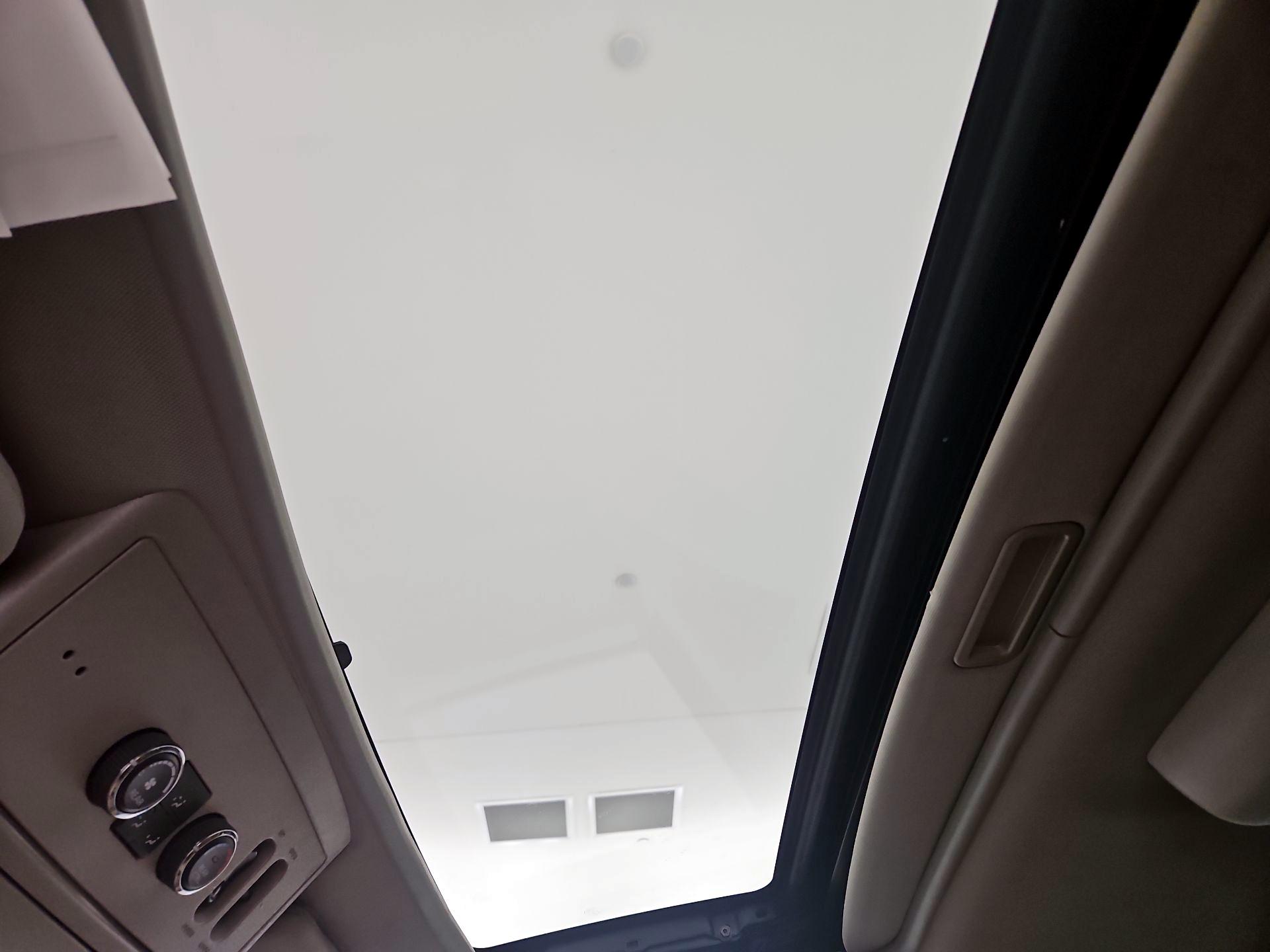 Thumbnail: 2014 Nissan Armada - 17