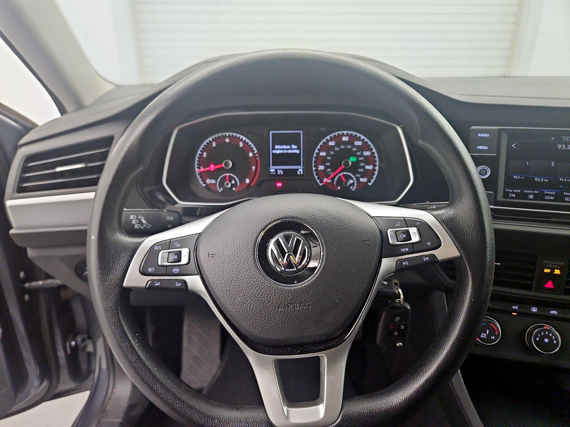 Thumbnail: 2020 Volkswagen Jetta - 10
