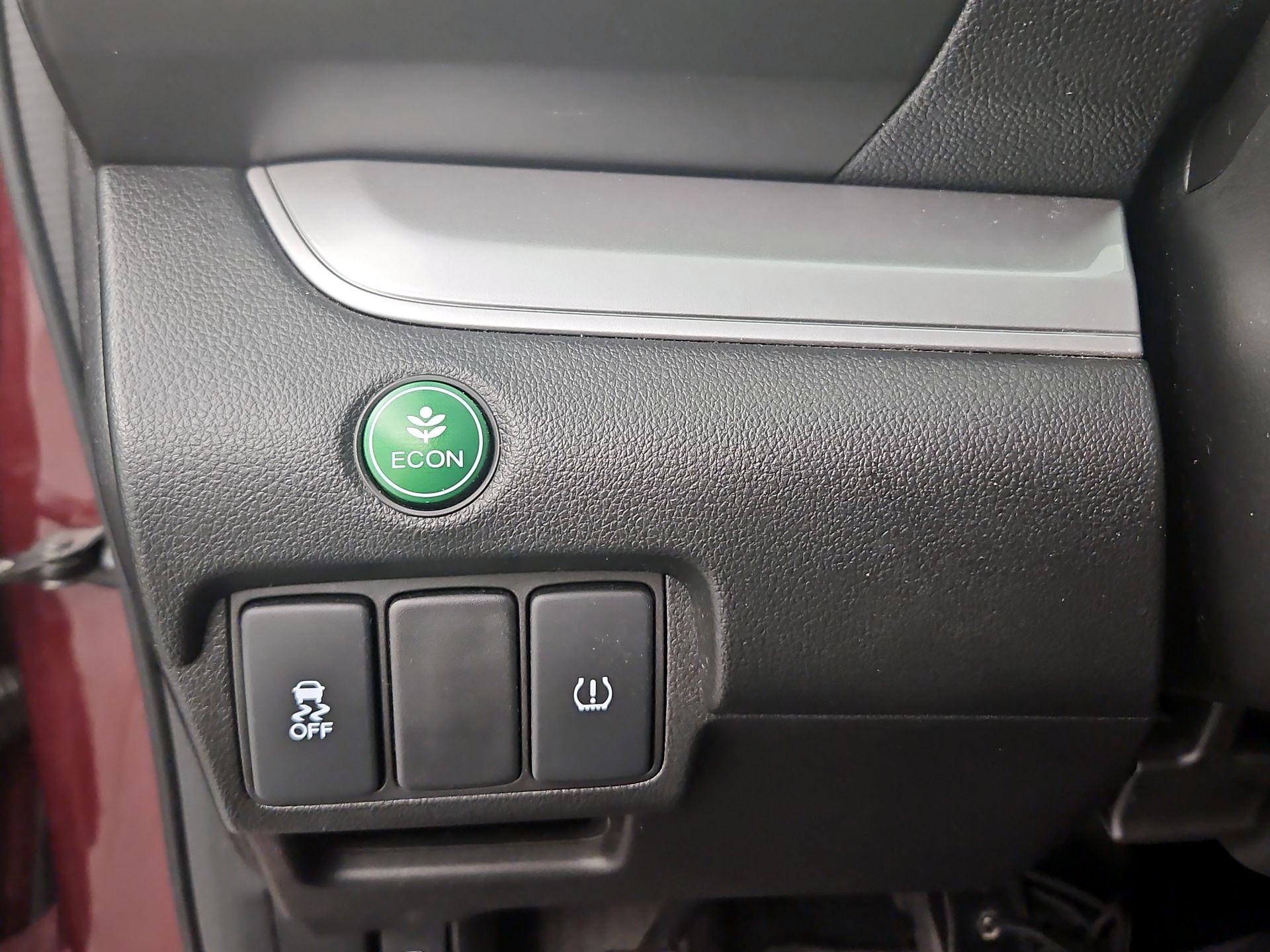 Thumbnail: 2015 Honda CR-V - 13