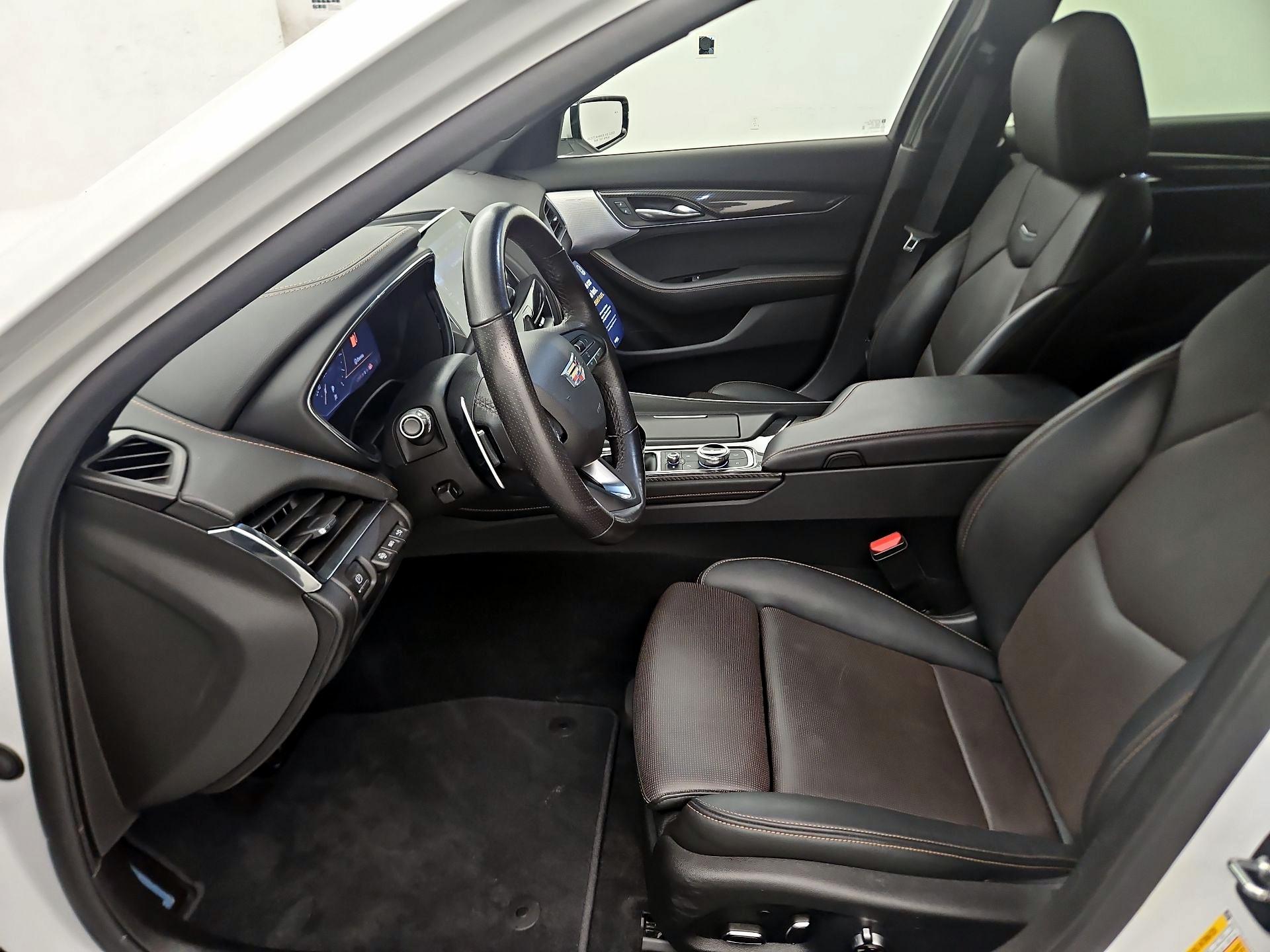 Thumbnail: 2023 Cadillac CT5 - 11